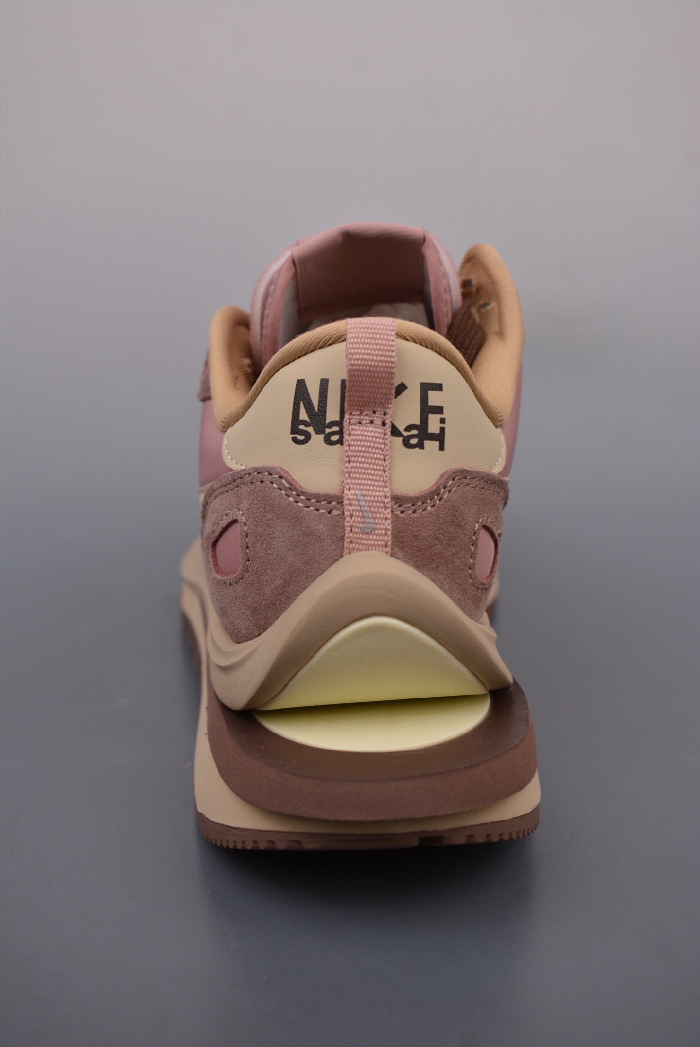 260  Sacai x NIKE VAPORWAFFLE  联名解构走秀款  DD1875-301