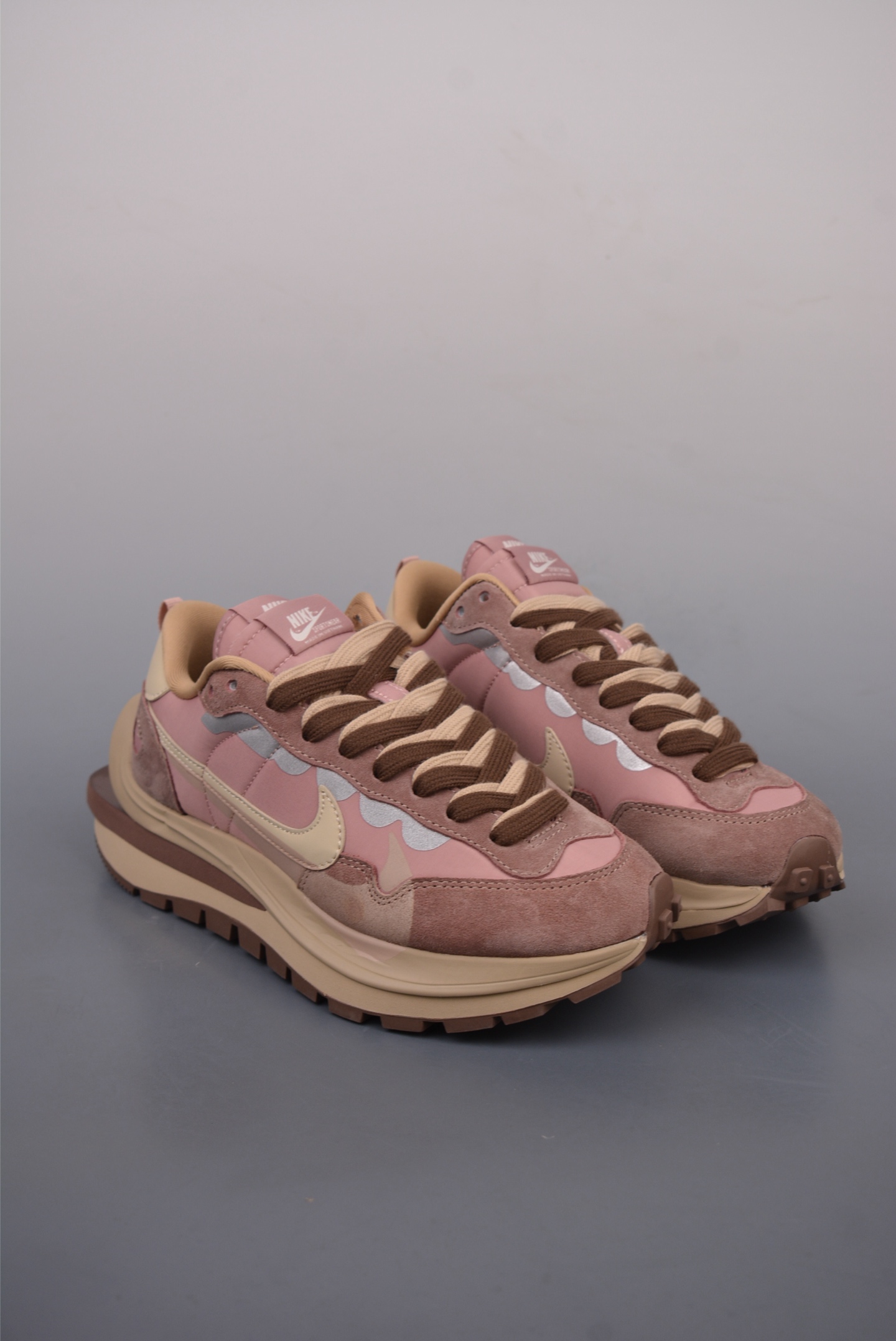 260  Sacai x NIKE VAPORWAFFLE  联名解构走秀款  DD1875-301