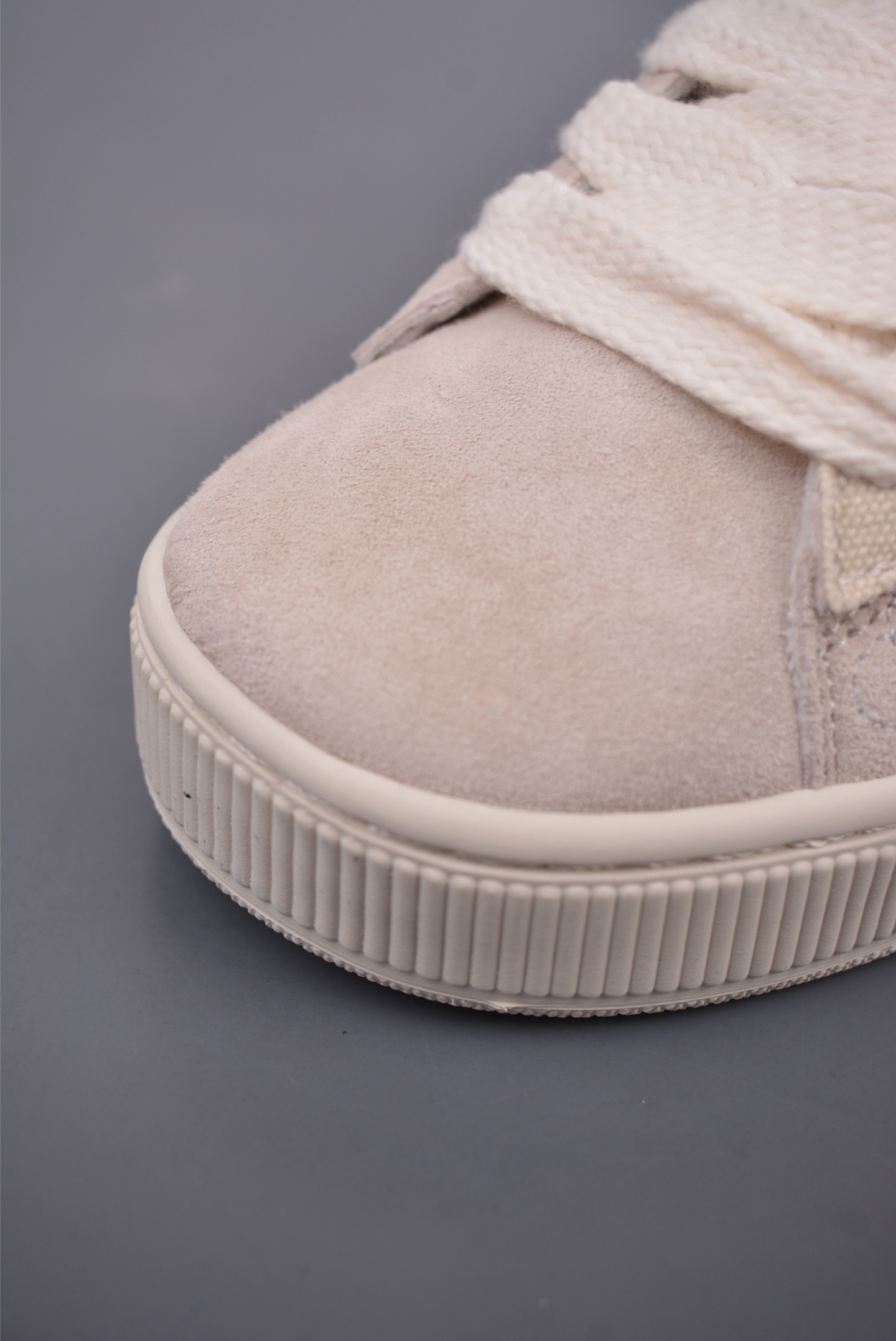 180  PUMA Suede XL 充正版本 轻便防滑低帮板鞋  395777-023