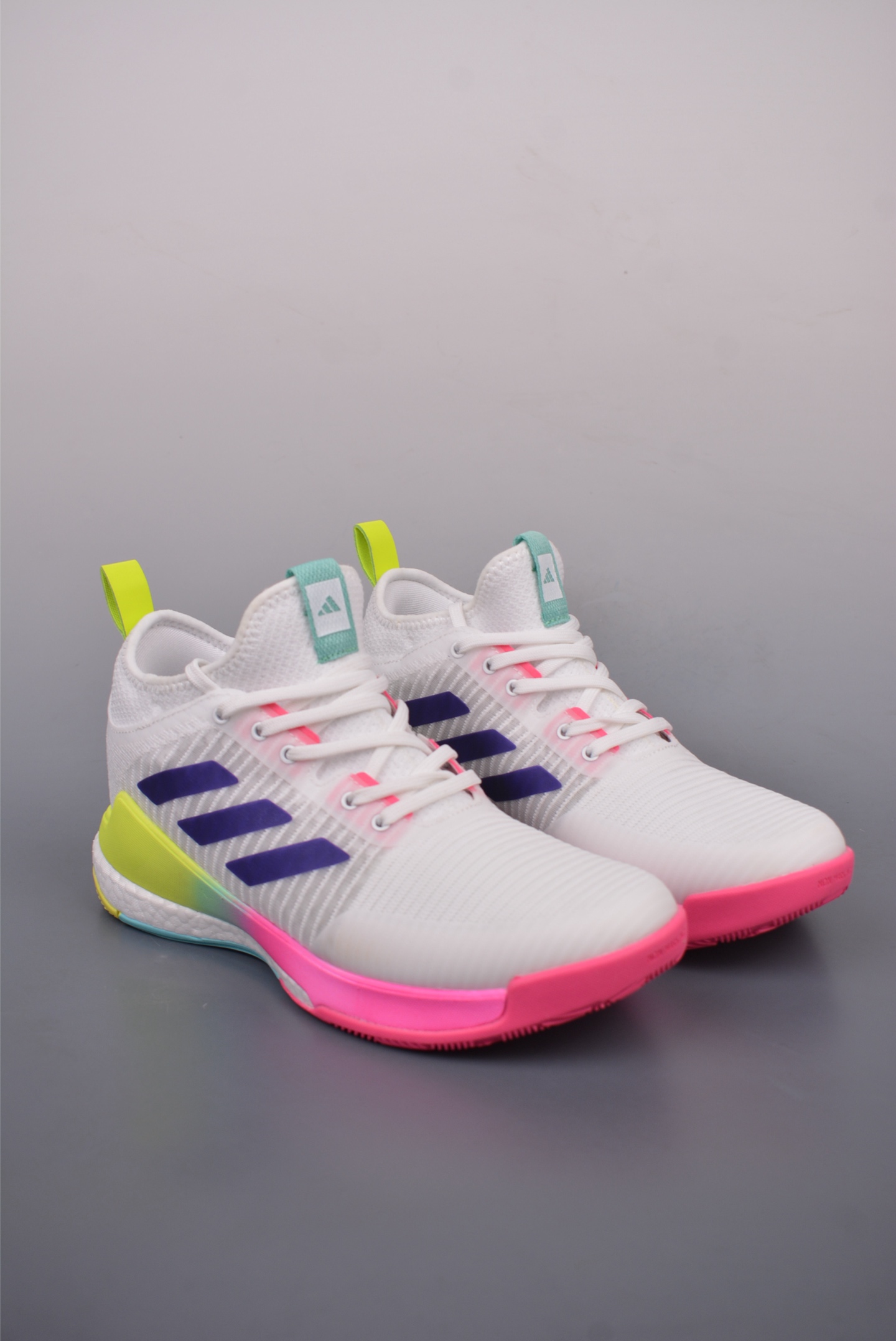 240  ADIDAS CRAZYFLIGHT MID 运动鞋 记忆回弹BOOST真爆大底 运动排球鞋      HP3337