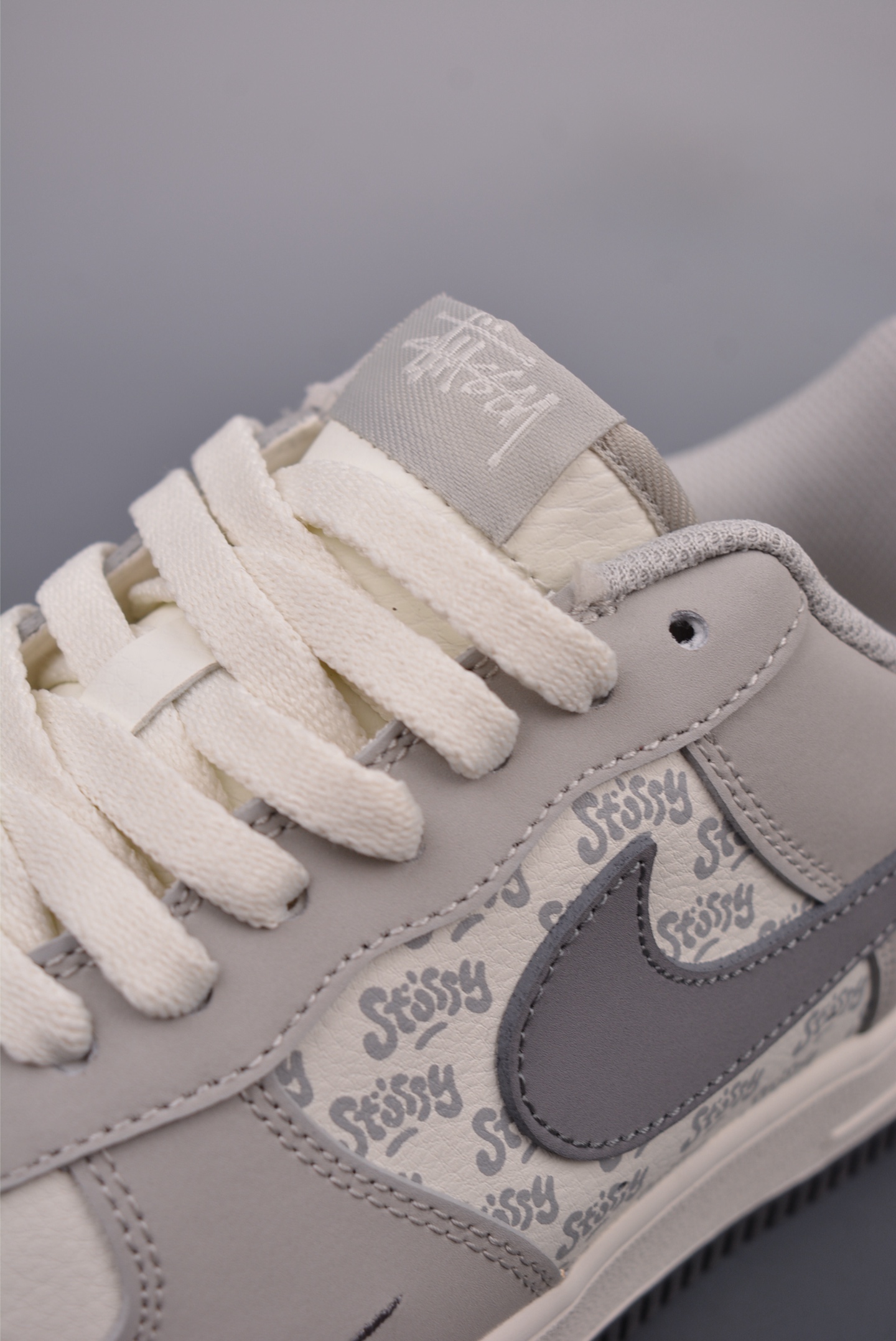 260  Nike Air Force 1 Low 斯图西联名  KY8899-107