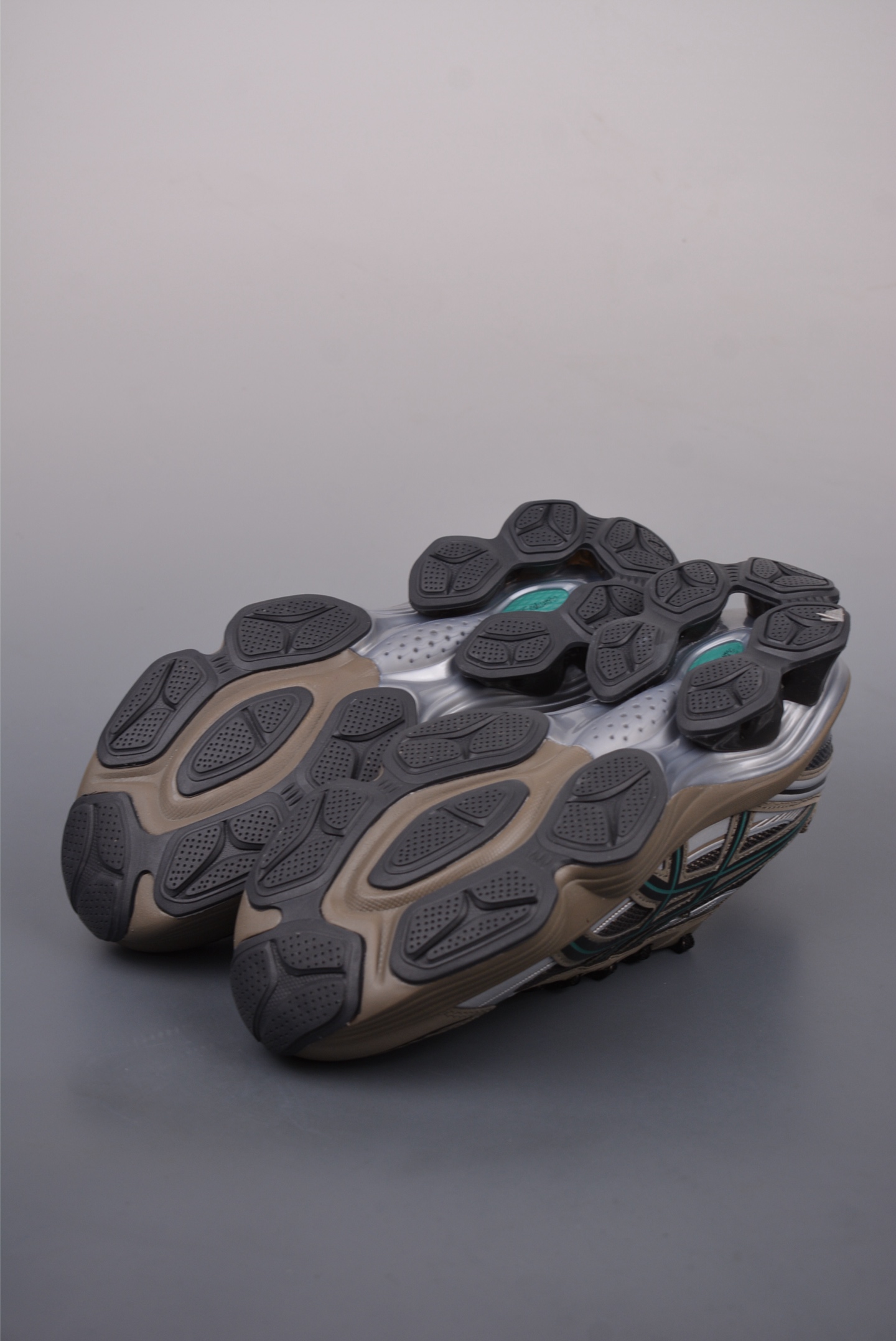 260  Asics Gel-Kinetic Fluent 纯原版本 亚瑟士运动休闲透气专业跑鞋 1203A737-002