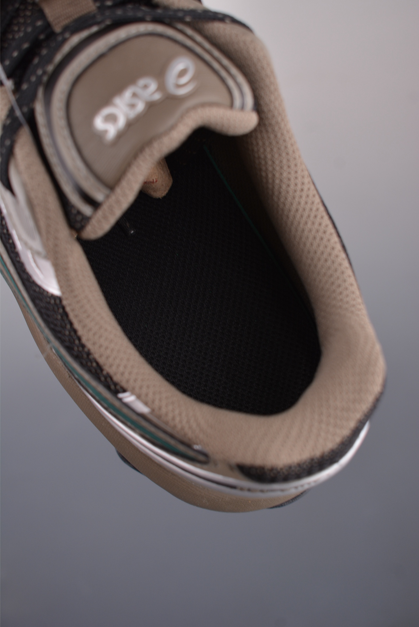 260  Asics Gel-Kinetic Fluent 纯原版本 亚瑟士运动休闲透气专业跑鞋 1203A737-002