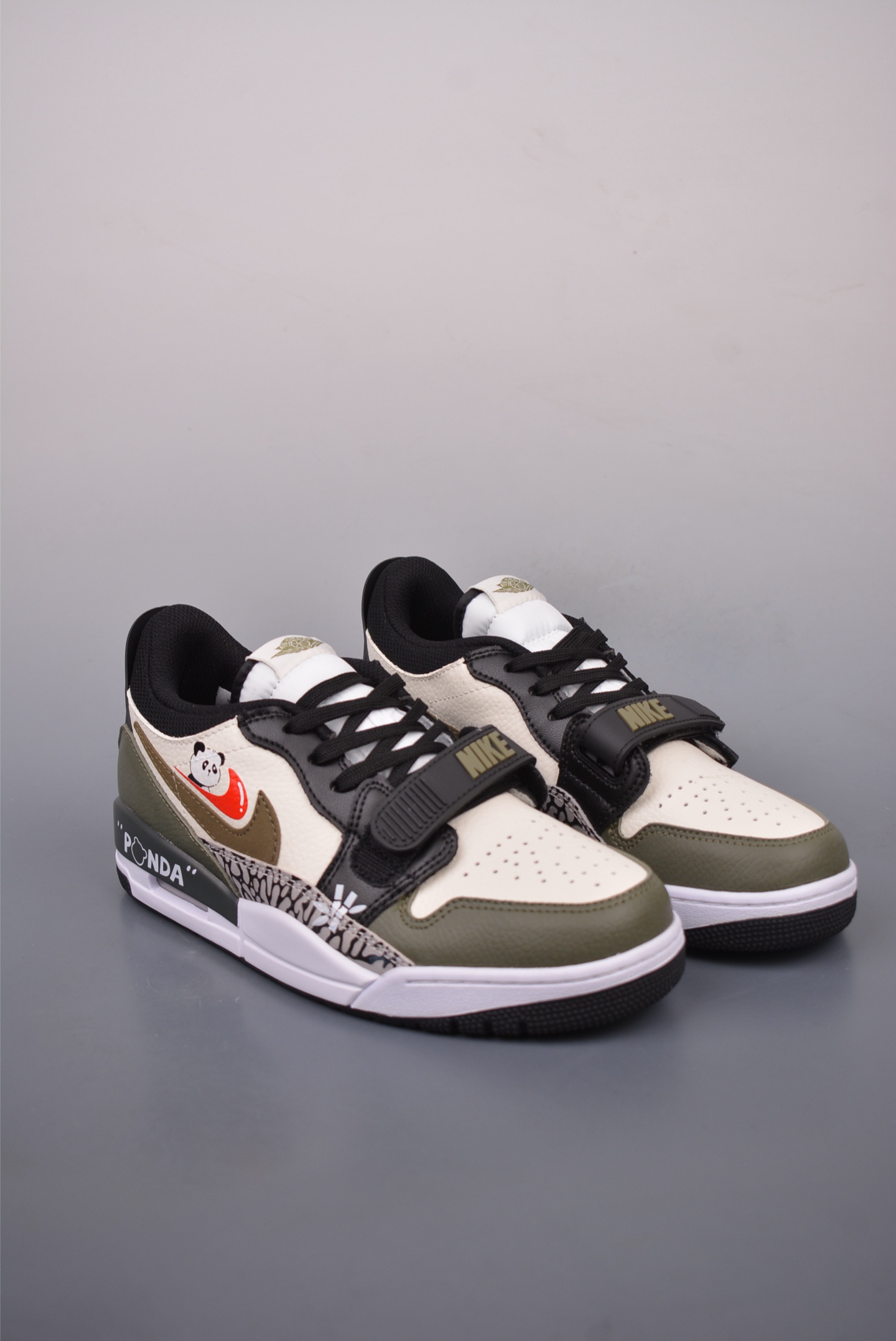 260  Air Jordan Legacy 312 ”嘟嘴熊猫” 星之禾  特殊手绘   CD7069-120