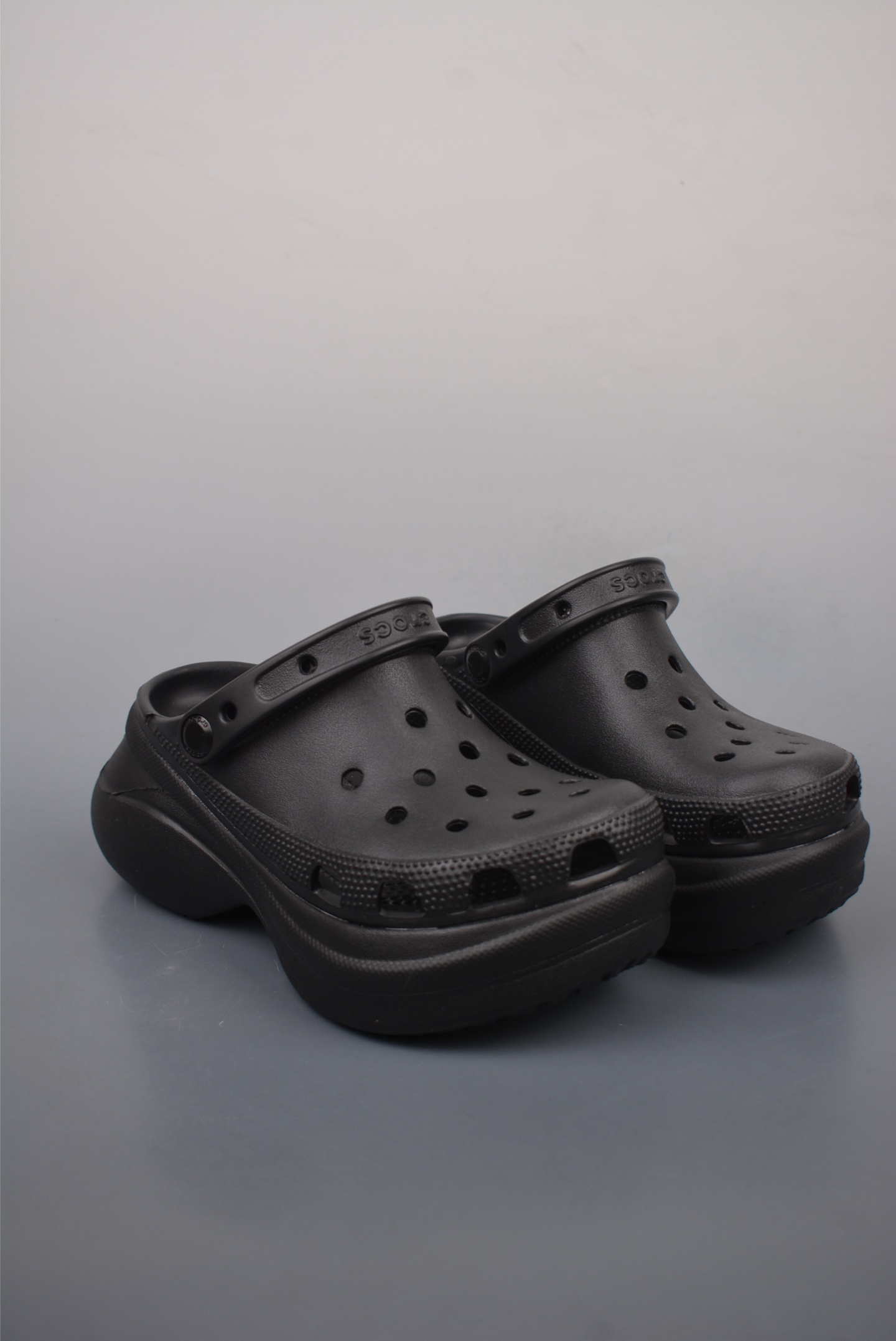 110  广东原厂 Crocs 卡骆驰 鲸鱼 经夏季两用沙滩洞洞鞋 凉鞋拖鞋