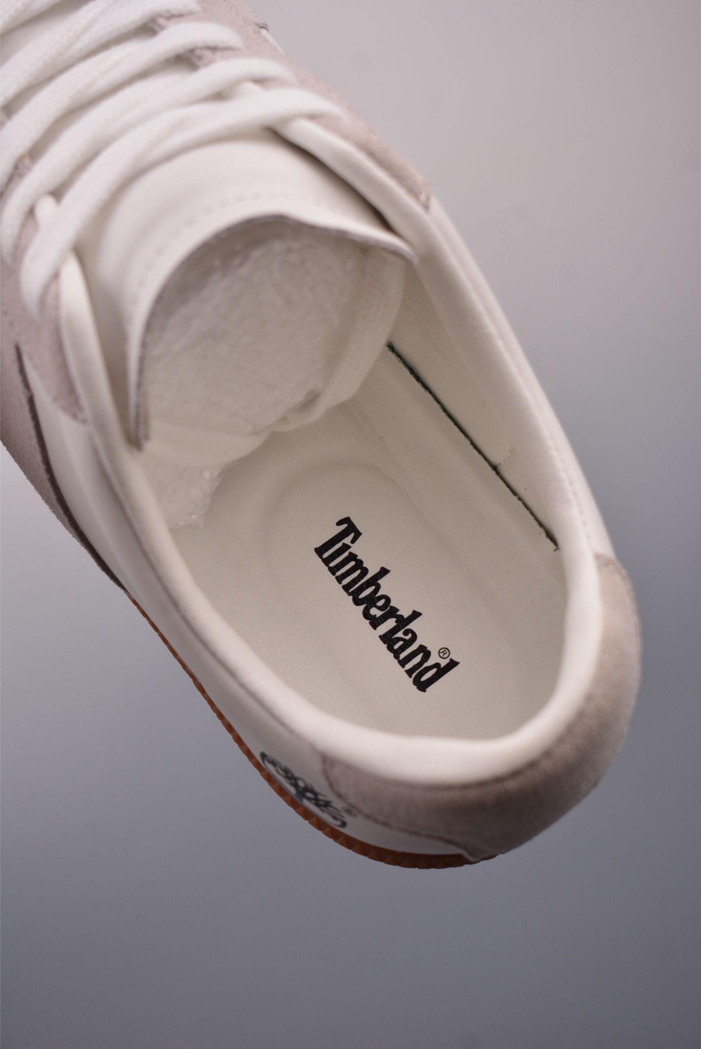 200  Timberland添柏岚/天伯伦  户外中帮休闲马丁靴系列   TB0883901216