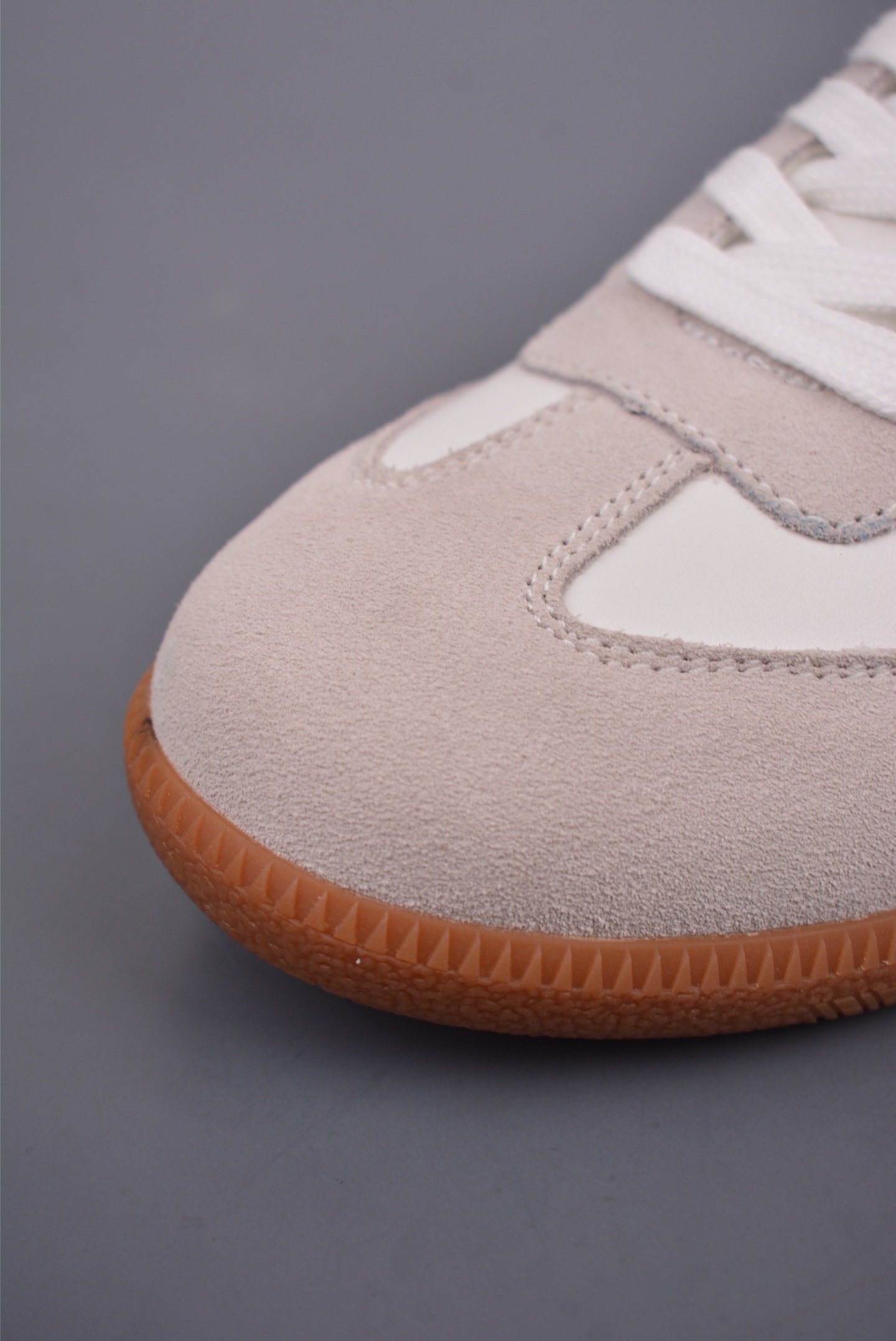 200  Timberland添柏岚/天伯伦  户外中帮休闲马丁靴系列   TB0883901216