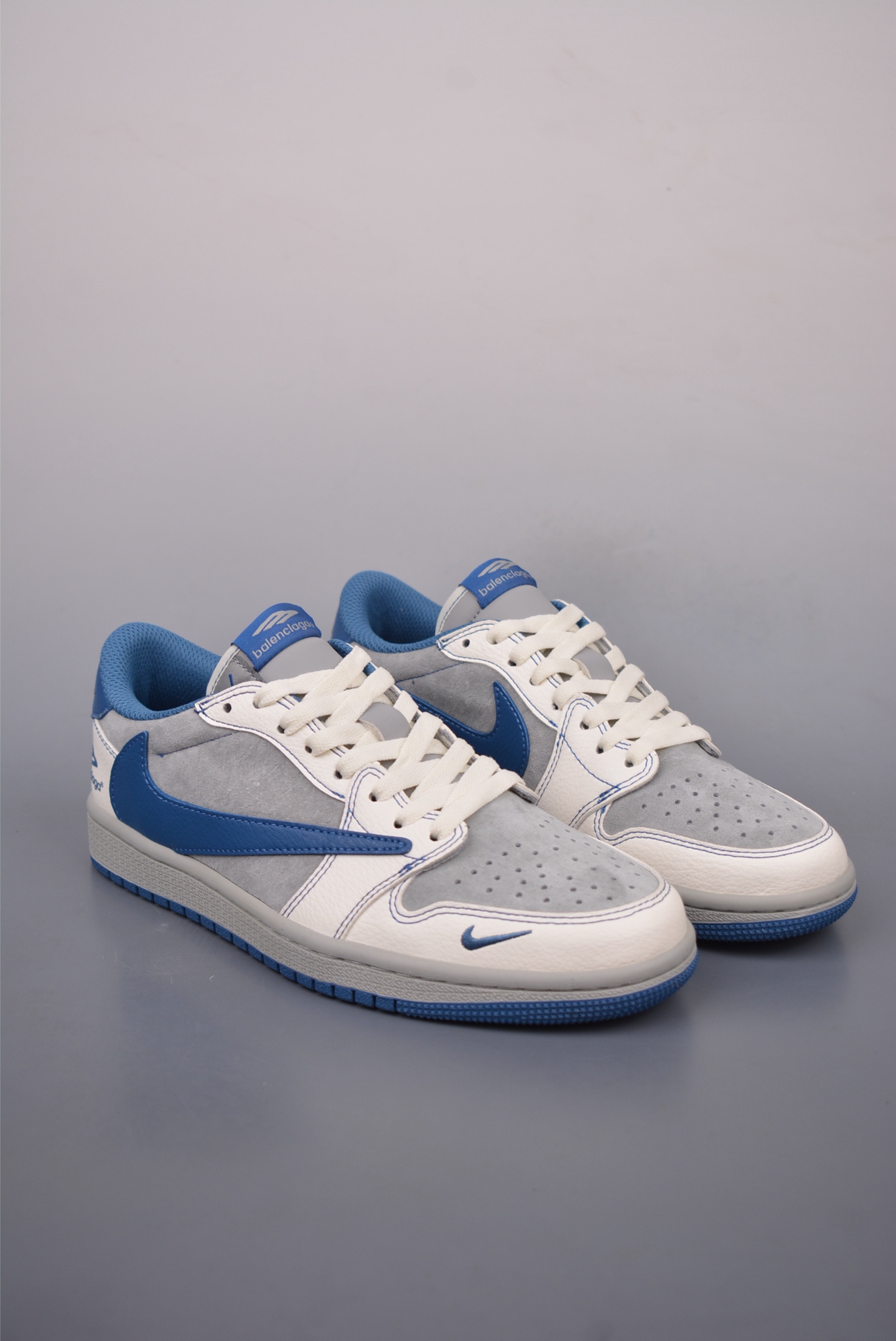 280  Fragment x Travis Scott x 新百伦 Air Jordan 1 Low 三方联名倒钩  XD1568-105