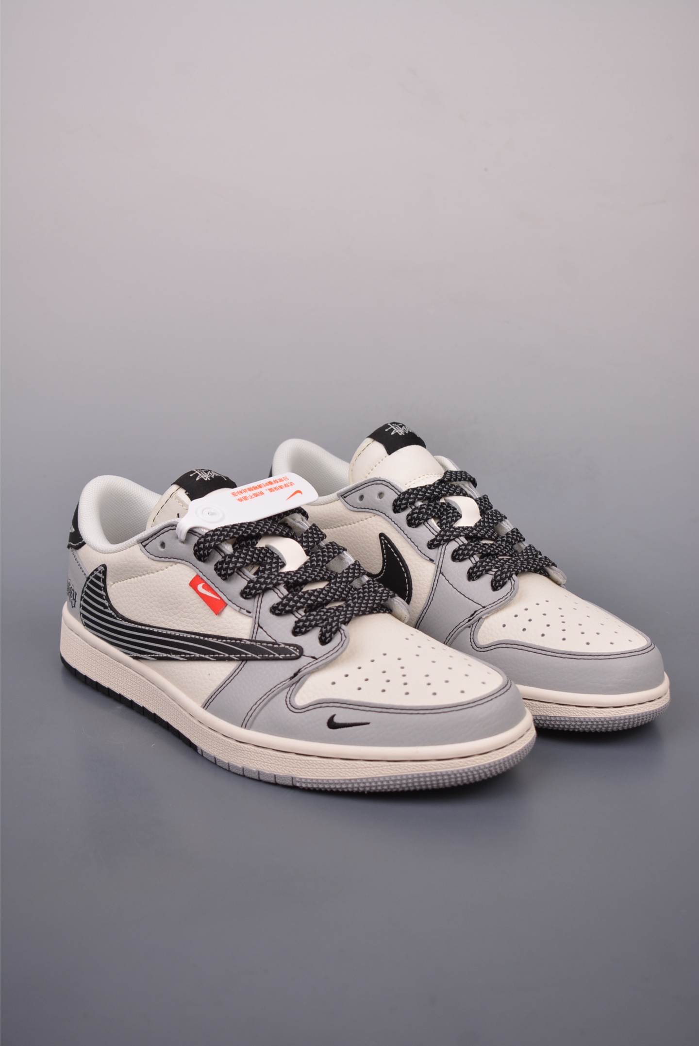 280  Fragment x Travis Scott x 克罗心 Air Jordan 1 Low 三方联名倒钩   JJ2508-550