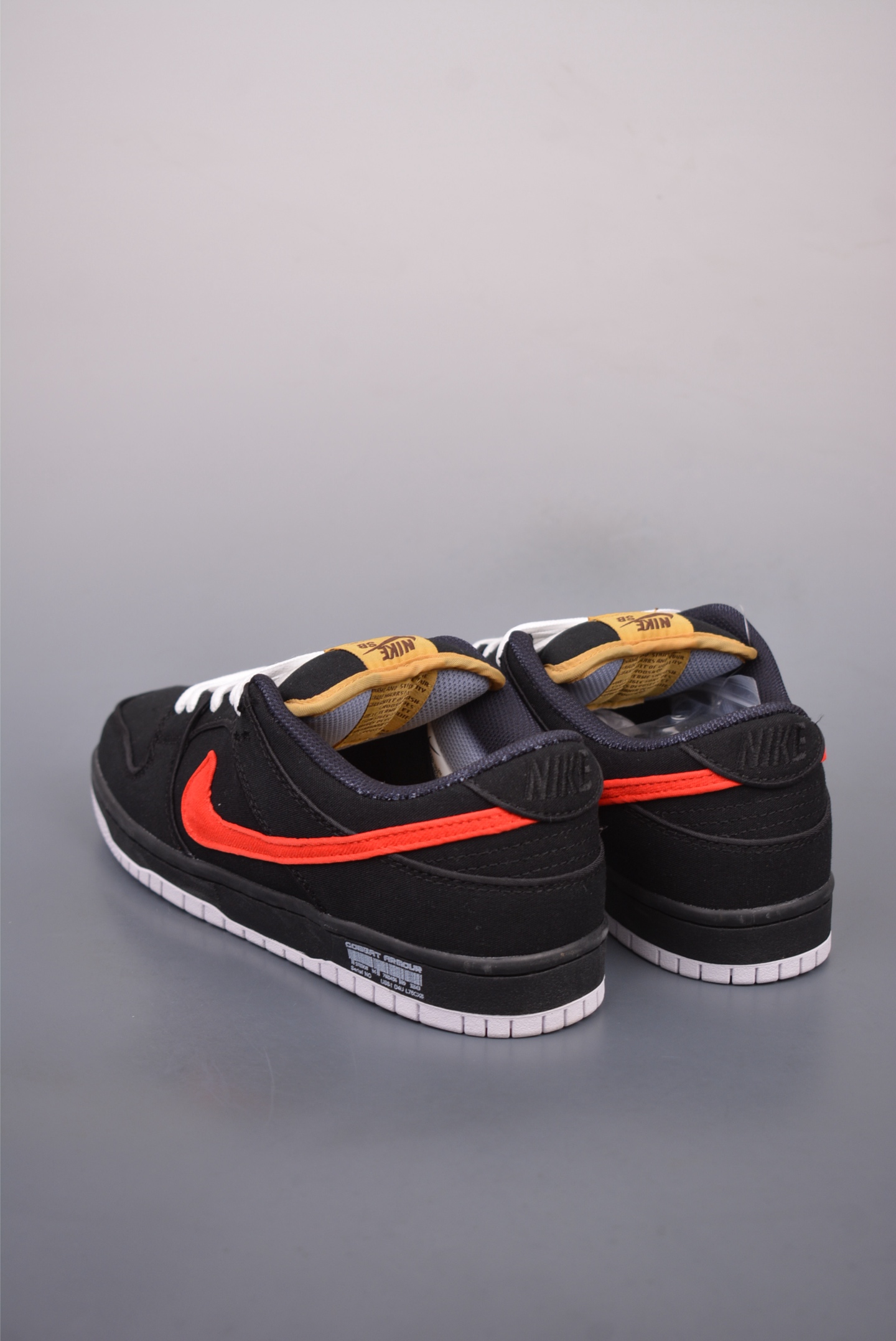 220  Nike SB Dunk Low 黑红黄帆布 解构抽绳鞋带  FN5880-001