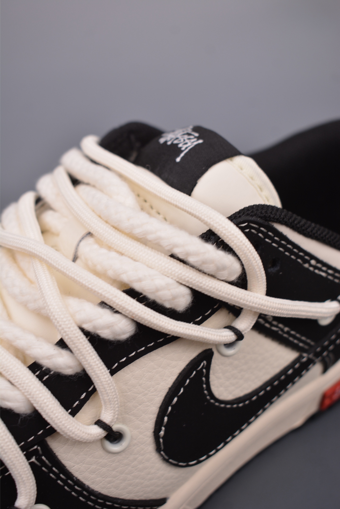 300  Nike SB Dunk Low 斯图西联名 解构抽绳鞋带  YX5066-278