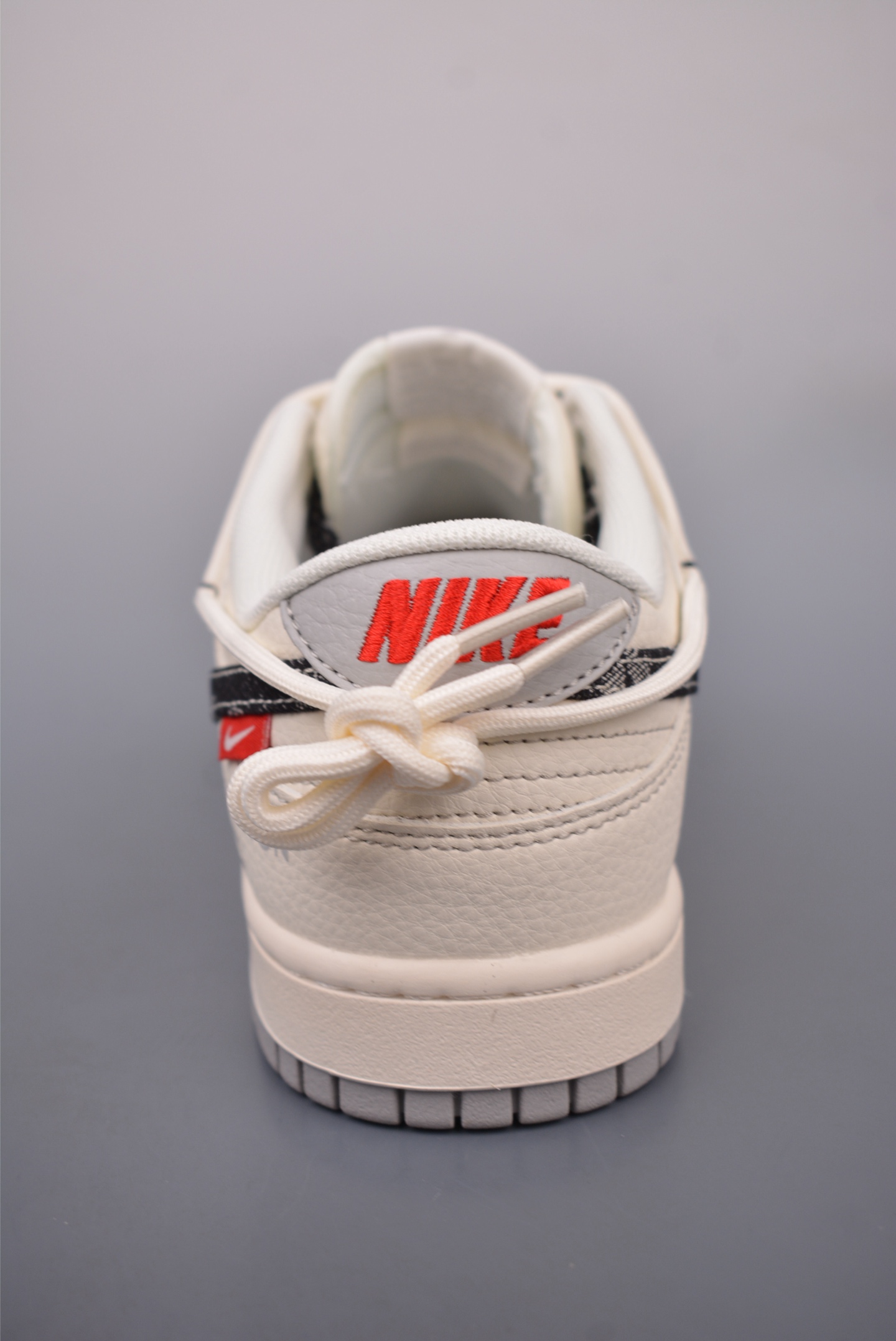 300  Nike SB Dunk Low LV联名 解构抽绳鞋带  FC1688-218