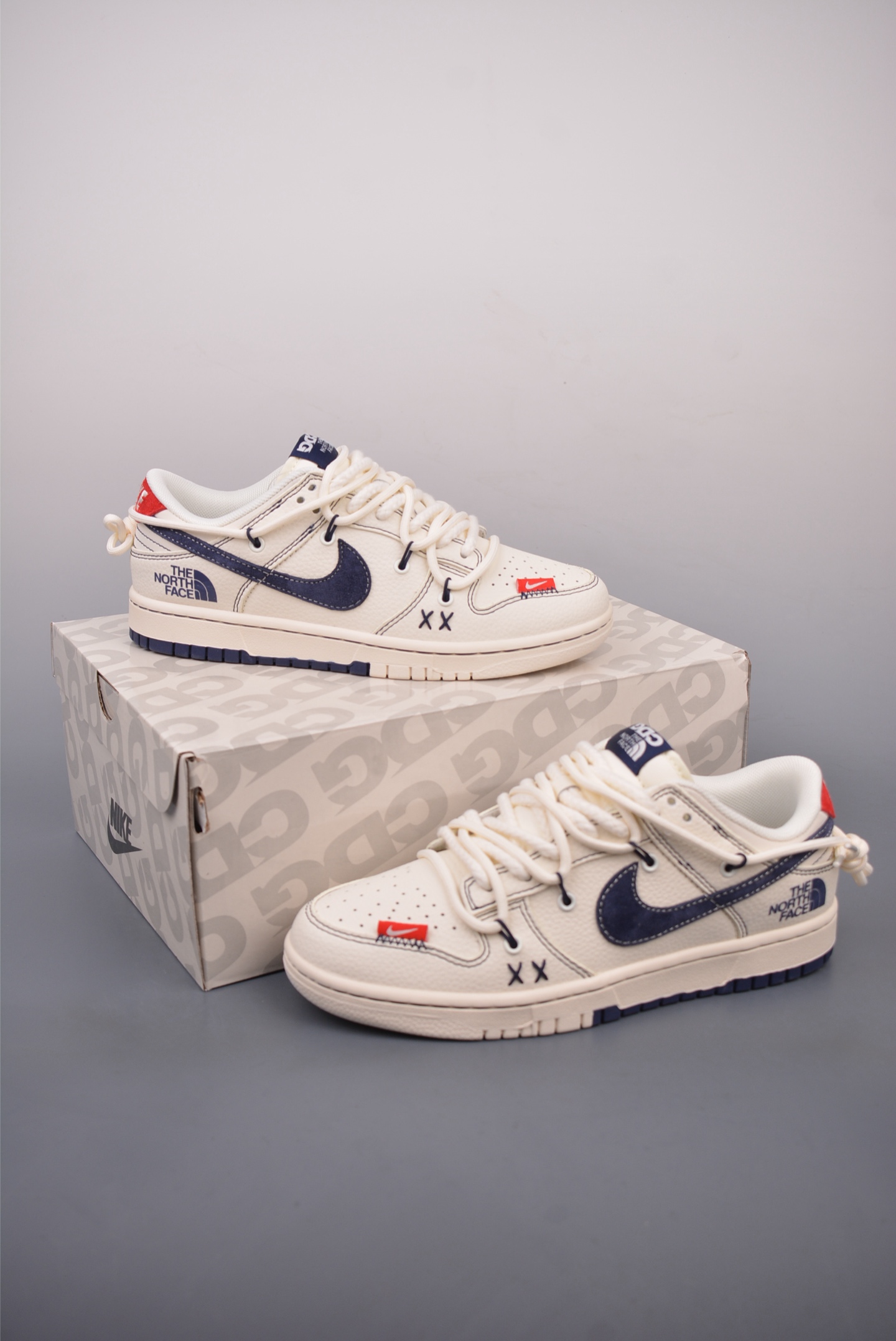 300  Nike SB Dunk Low 北面联名 解构抽绳鞋带 YX5066-283