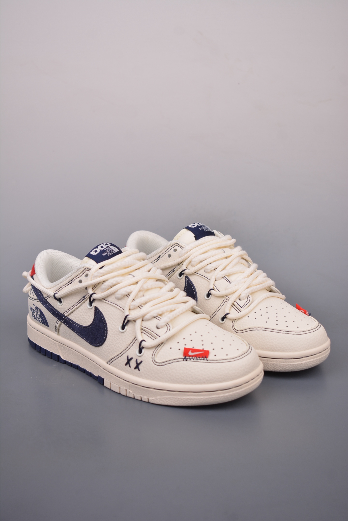300  Nike SB Dunk Low 北面联名 解构抽绳鞋带 YX5066-283