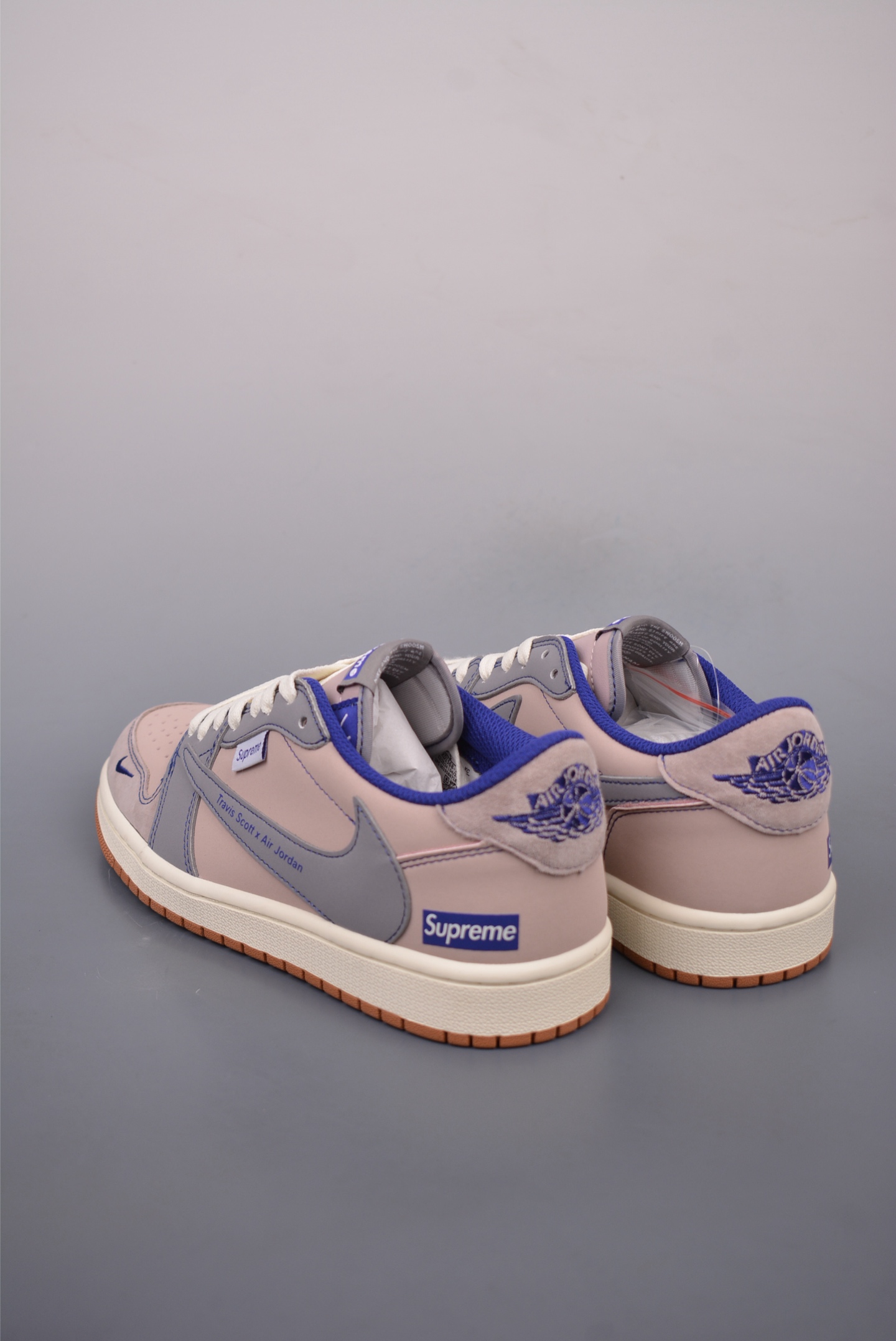 260  Fragment x Travis Scott x Supreme Air Jordan 1 Low 三方联名倒钩  XD1568-102