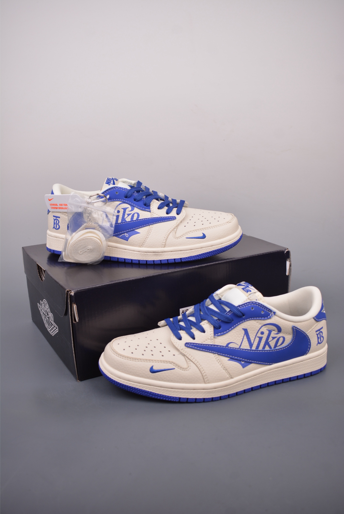 280  Fragment x Travis Scott  Air Jordan 1 Low 三方联名倒钩   LD2025-007