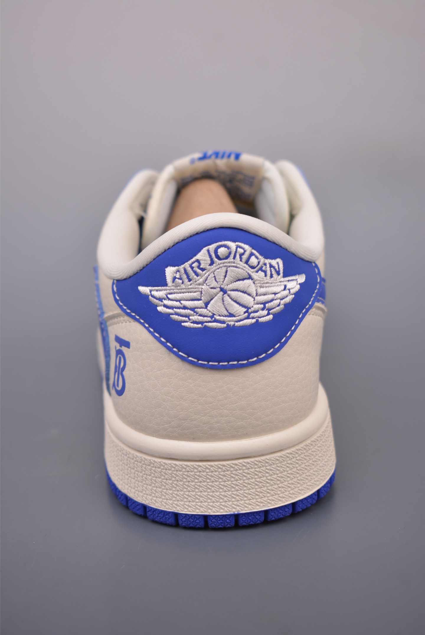 280  Fragment x Travis Scott  Air Jordan 1 Low 三方联名倒钩   LD2025-007