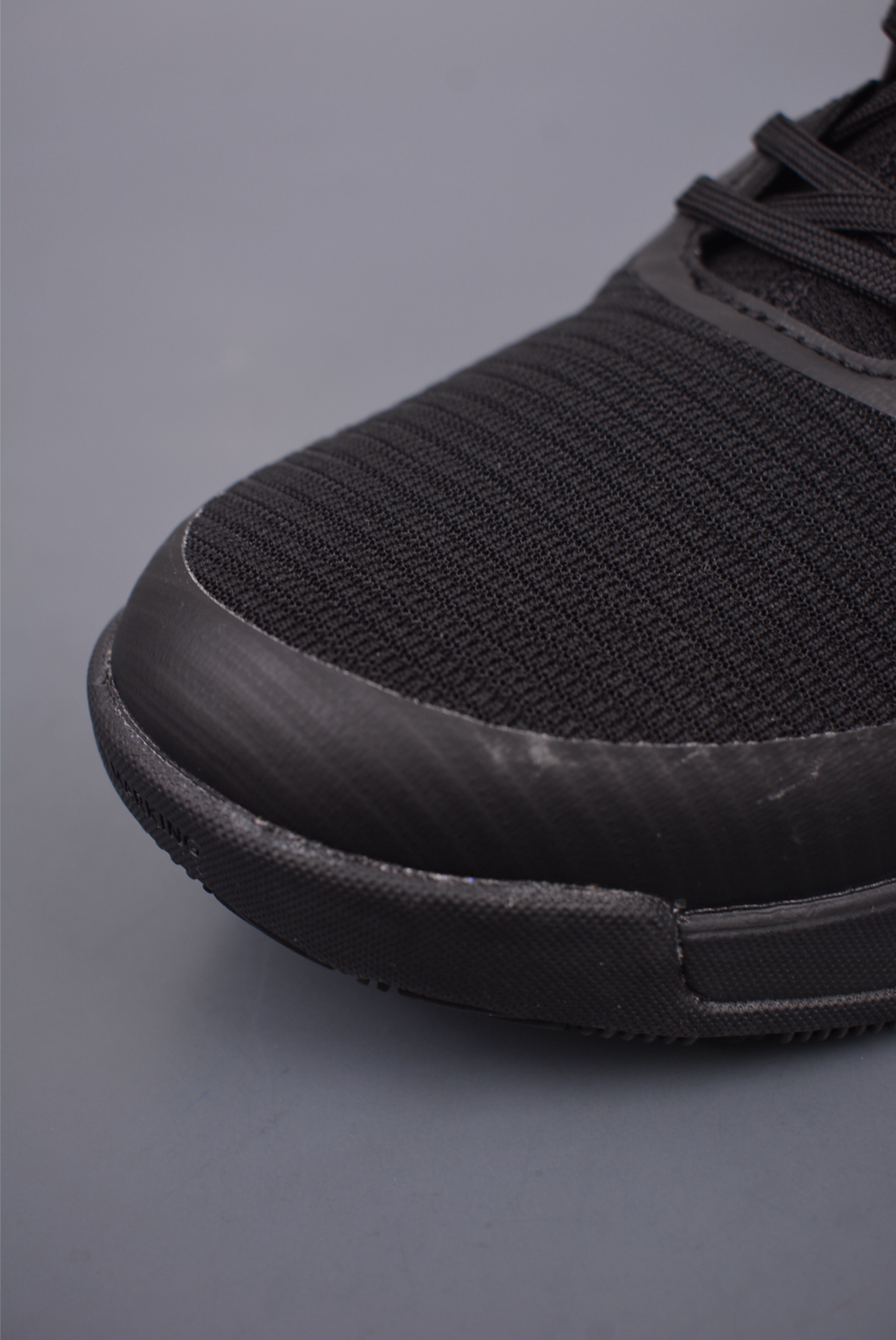240  ADIDAS CRAZYFLIGHT MID 运动鞋 记忆回弹BOOST真爆大底 运动排球鞋  HQ3490
