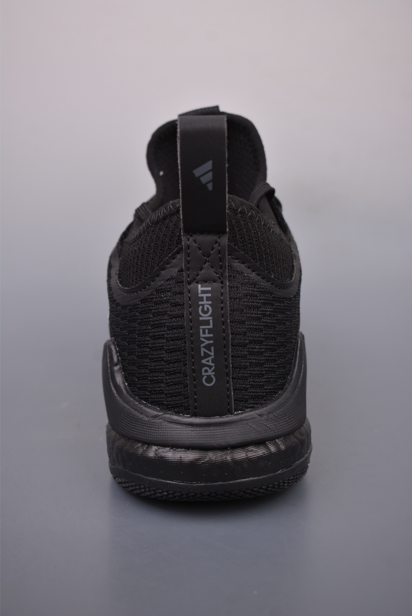 240  ADIDAS CRAZYFLIGHT MID 运动鞋 记忆回弹BOOST真爆大底 运动排球鞋  HQ3490