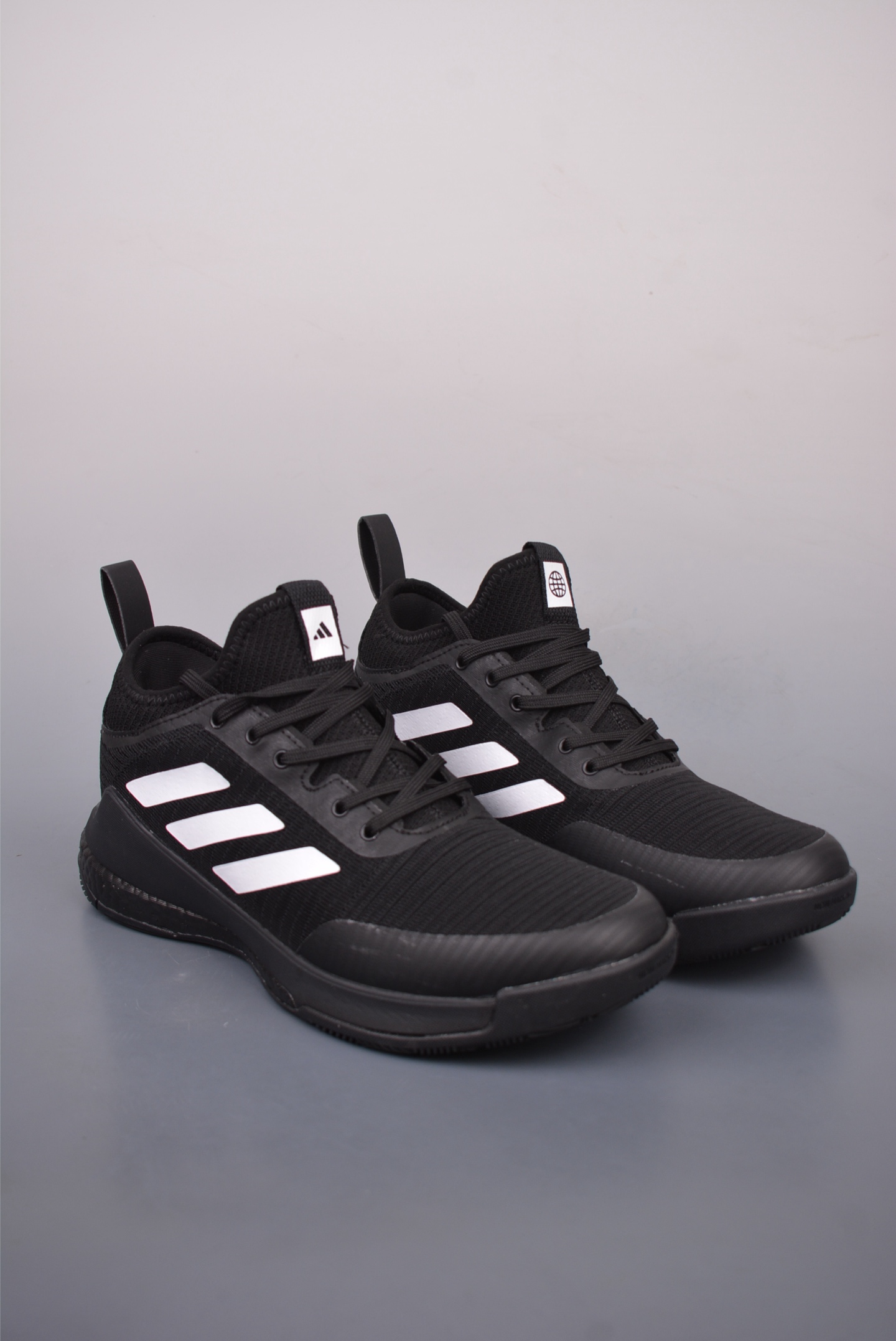 240  ADIDAS CRAZYFLIGHT MID 运动鞋 记忆回弹BOOST真爆大底 运动排球鞋  HQ3490