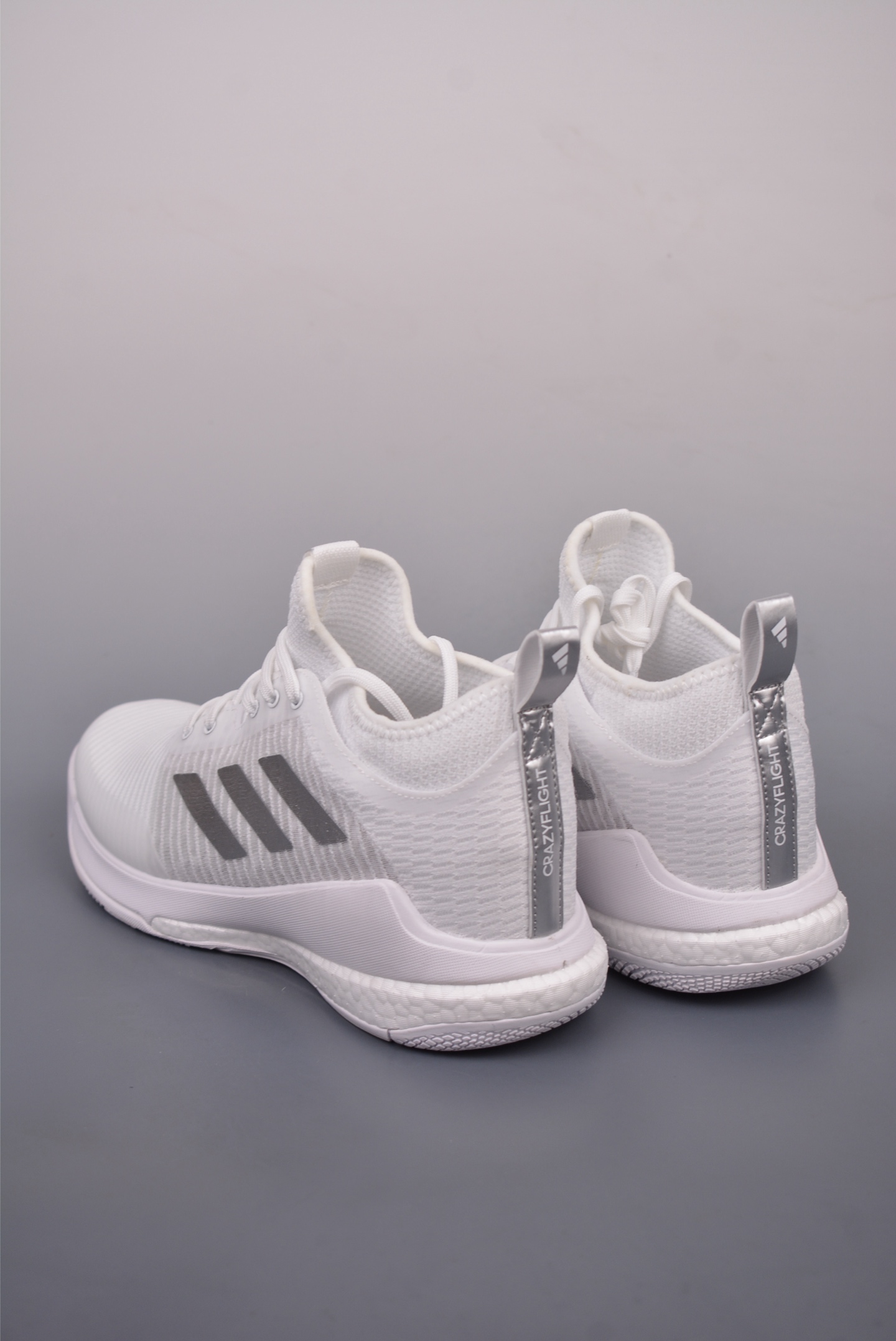 240  ADIDAS CRAZYFLIGHT MID 运动鞋 记忆回弹BOOST真爆大底 运动排球鞋  GY9278
