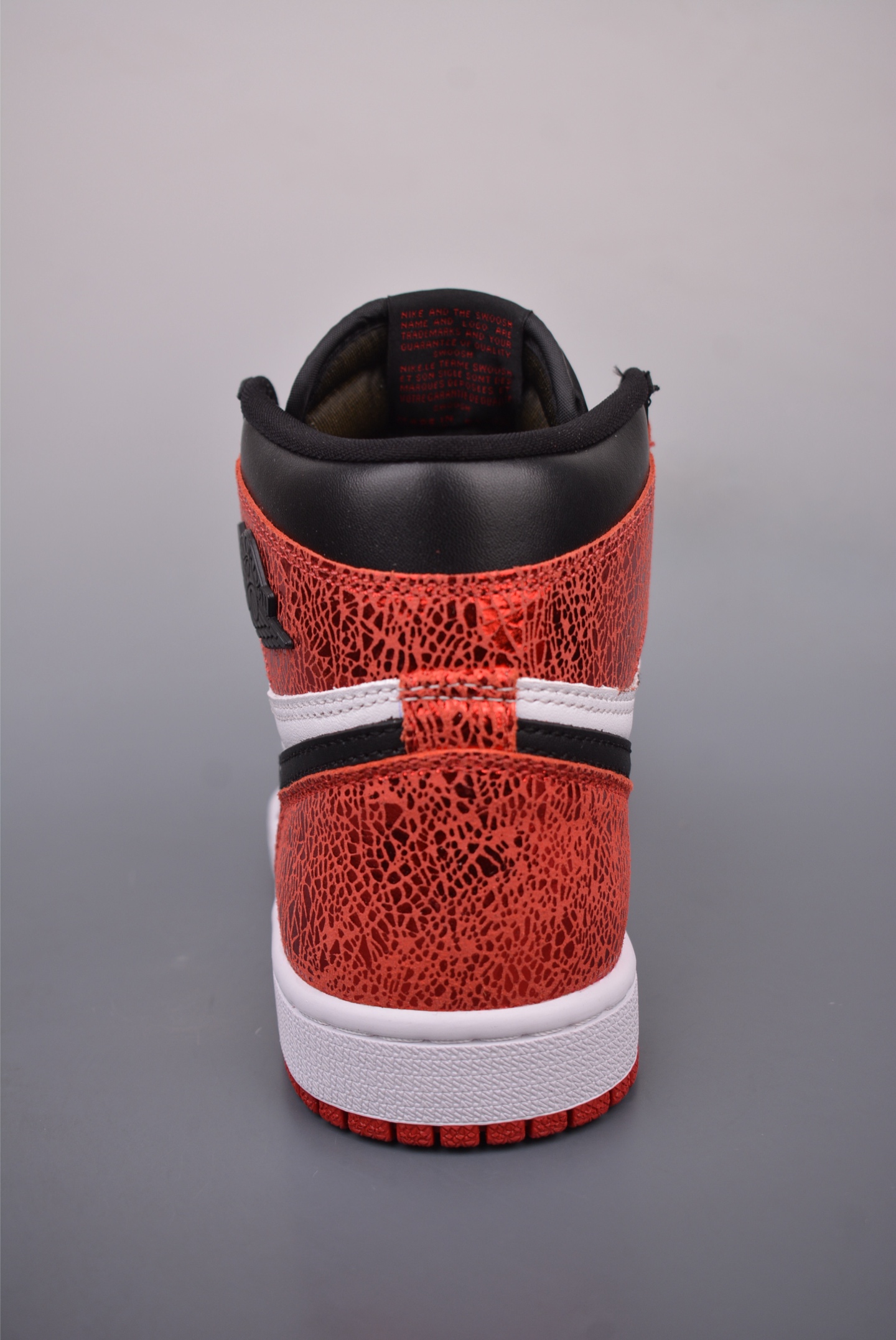 260  Jordan Air Jordan 1 High OG  爆裂纹黑红 FD2596-602