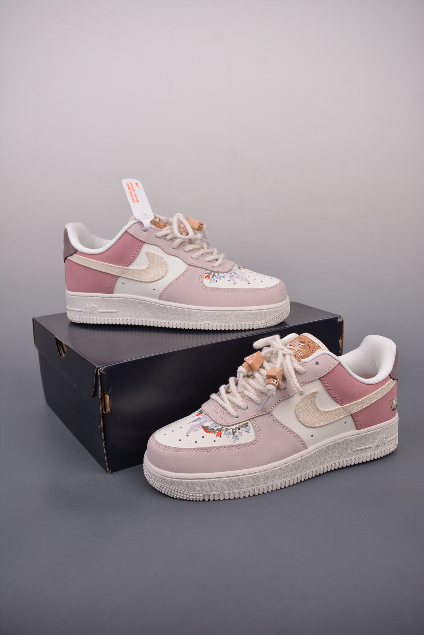 160  Nike Air Force 1 Low 樱桃粉 IB8874-111
