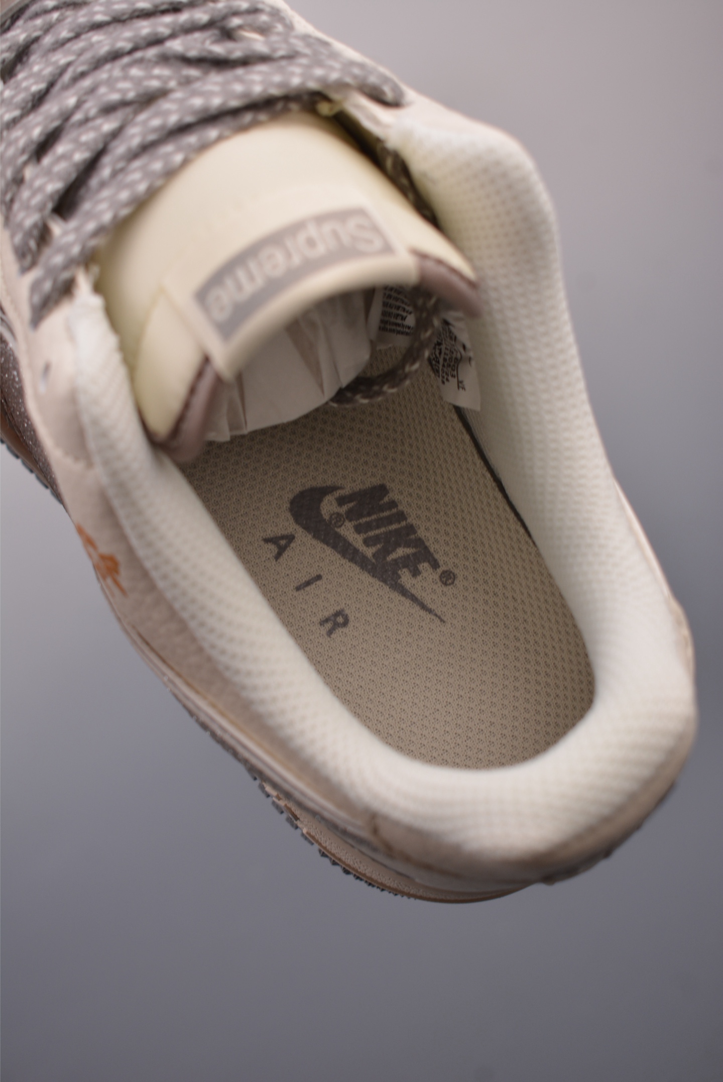 240  Nike Air Force 1 Low Supreme联名  QY6818-603
