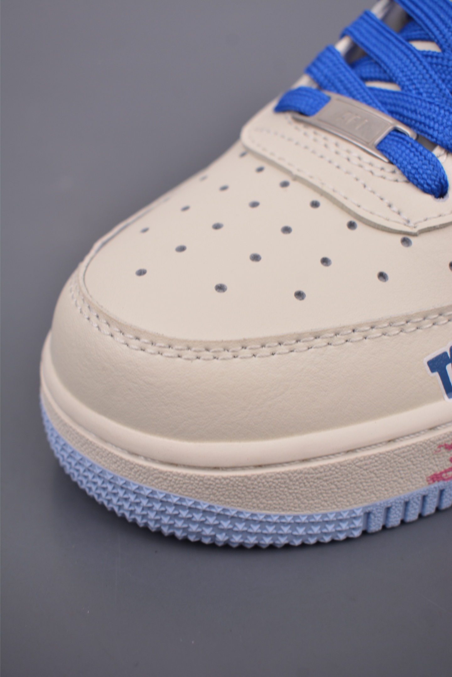260  Nike Air Force 1 Low 怪盗基德  DB3301-121