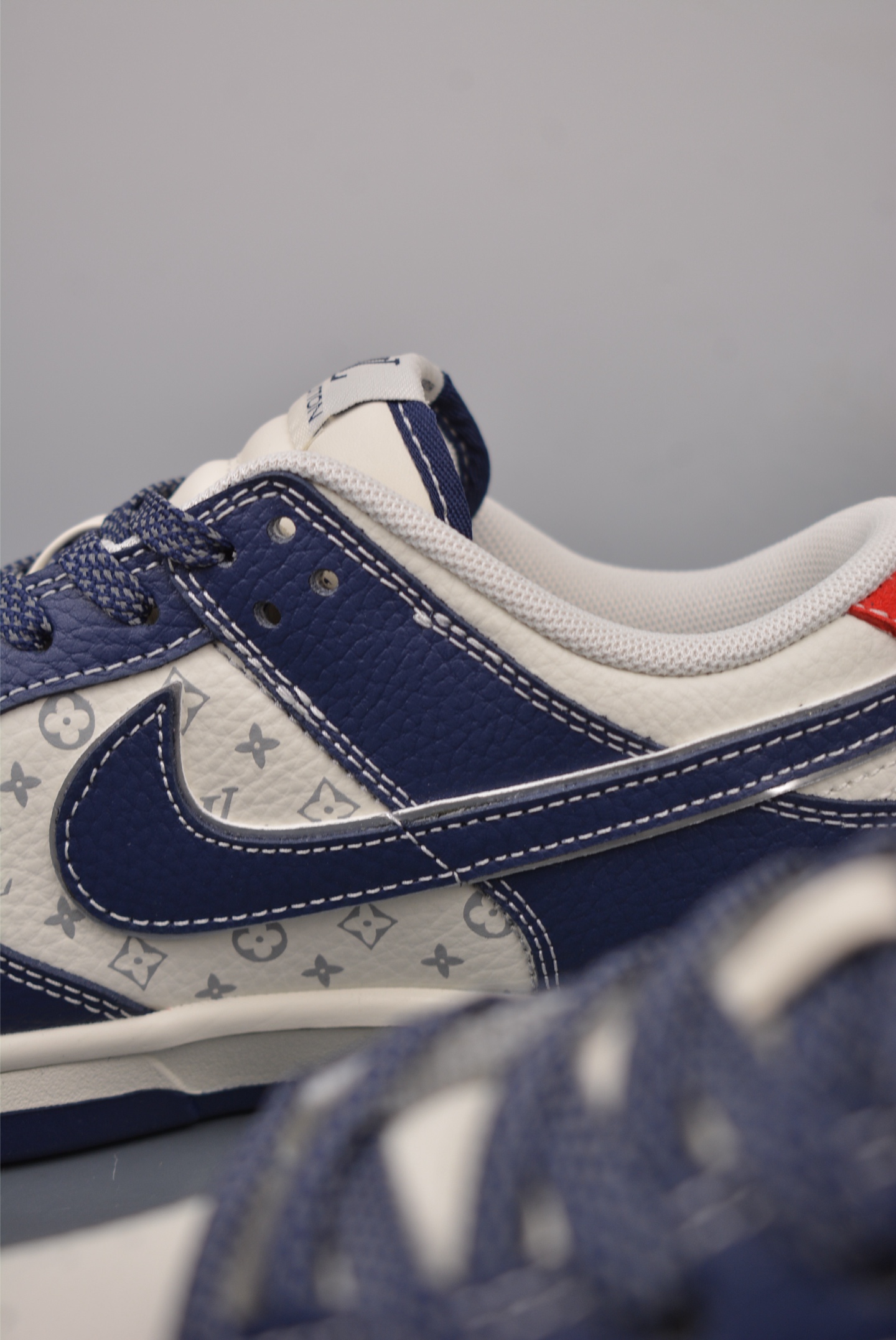 260  Nike SB Dunk Low LV联名 解构抽绳鞋带  CY5979-112