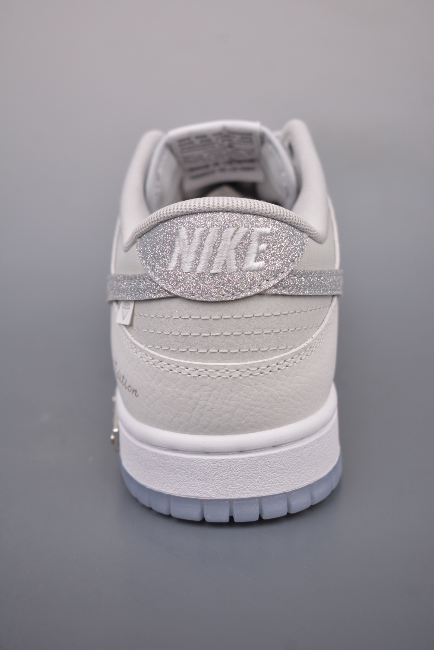 260  Nike SB Dunk Low 白色恋人 闪钻 解构抽绳鞋带  WG0218-018