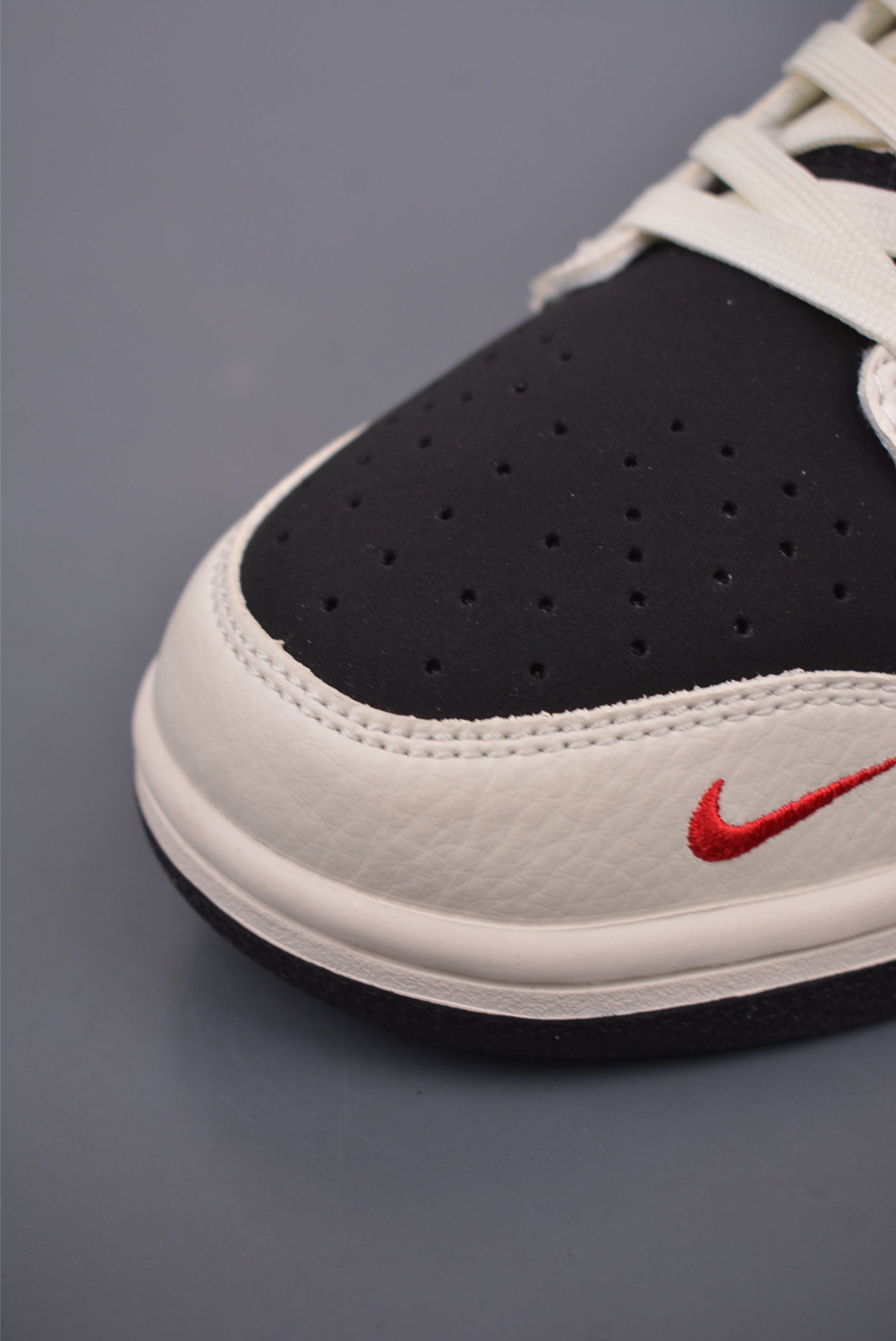 300  Nike SB Dunk Low Supreme联名 解构抽绳鞋带  CS1688-102