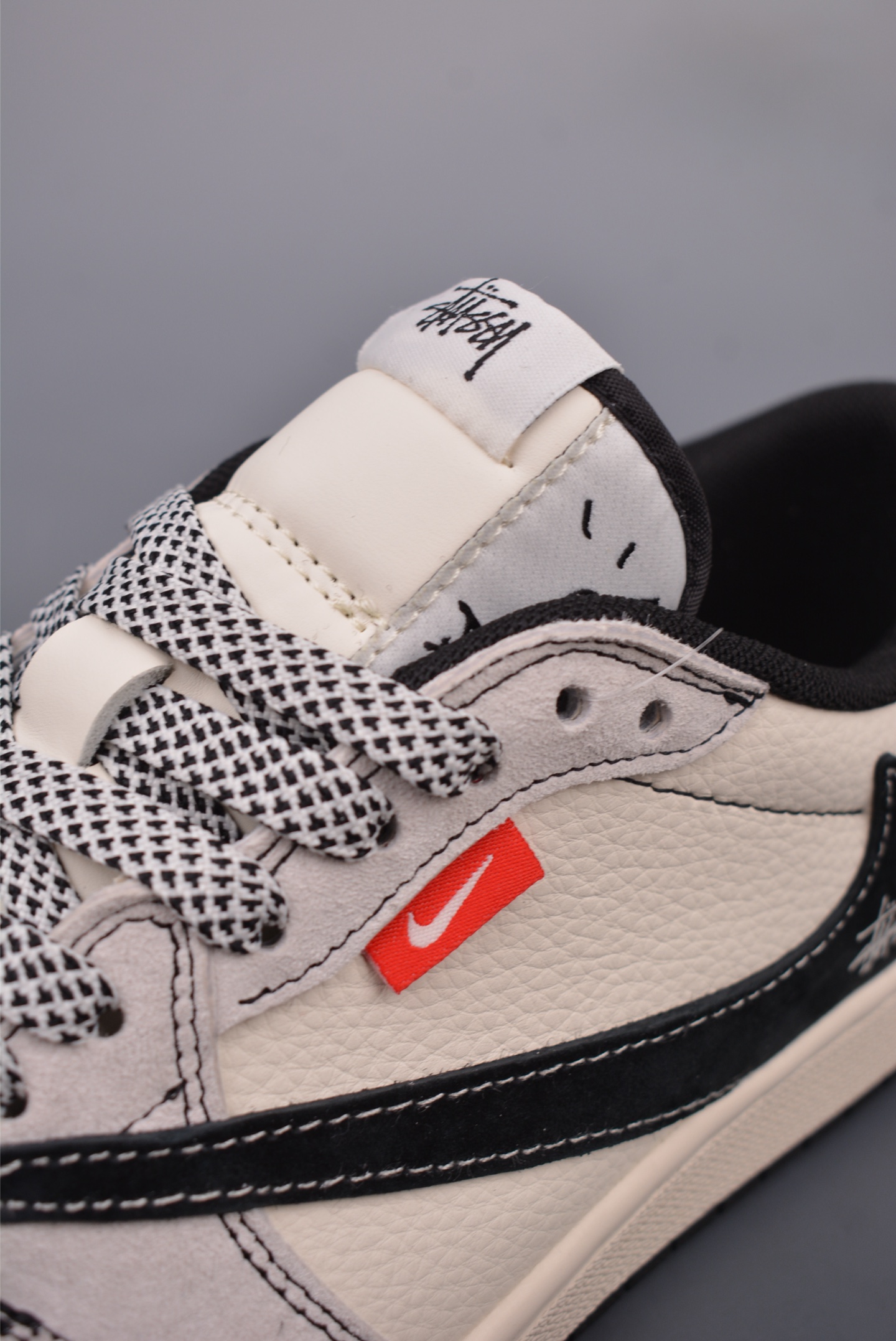 280  Fragment x Travis Scott x 斯图西 Air Jordan 1 Low 三方联名倒钩  XY5066-301