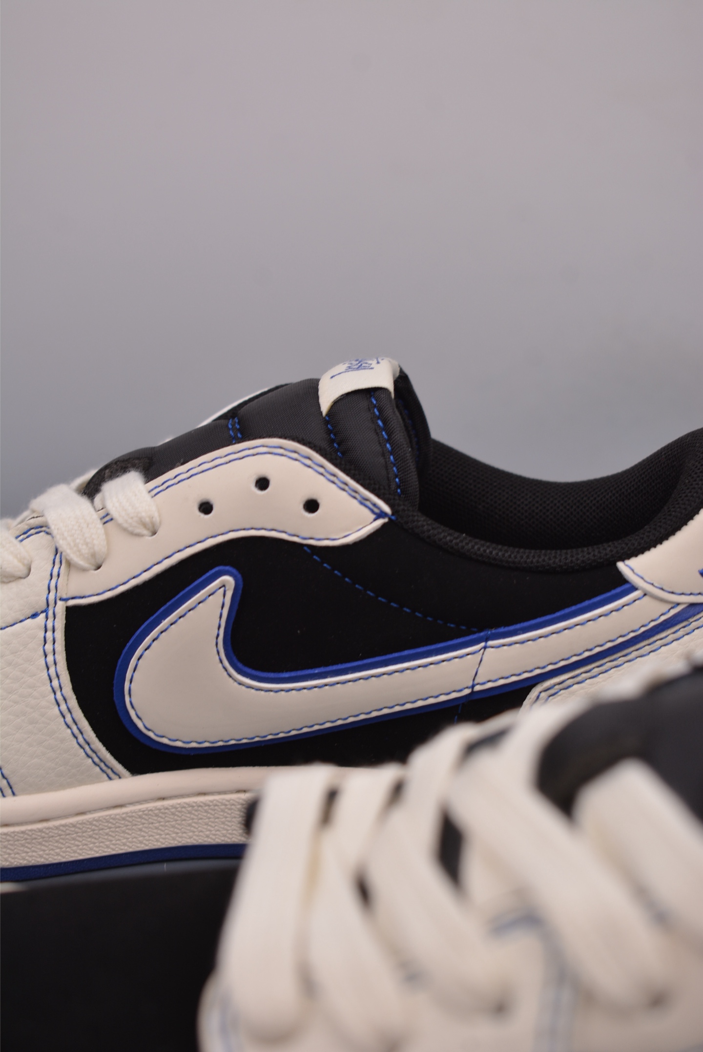 200  Fragment x Travis Scott x 斯图西 Air Jordan 1 Low 三方联名倒钩   SJ2068-113