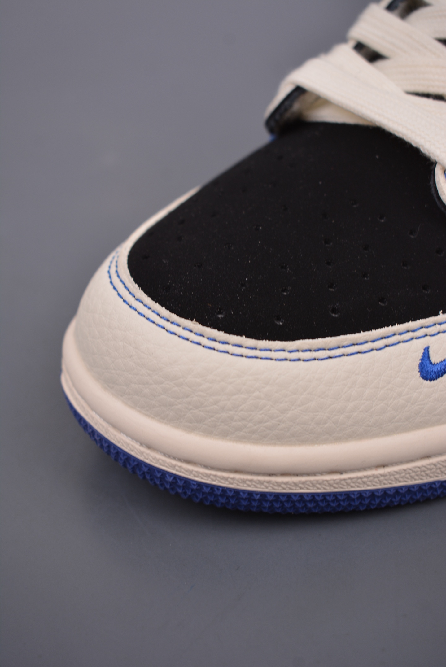 200  Fragment x Travis Scott x 斯图西 Air Jordan 1 Low 三方联名倒钩   SJ2068-113
