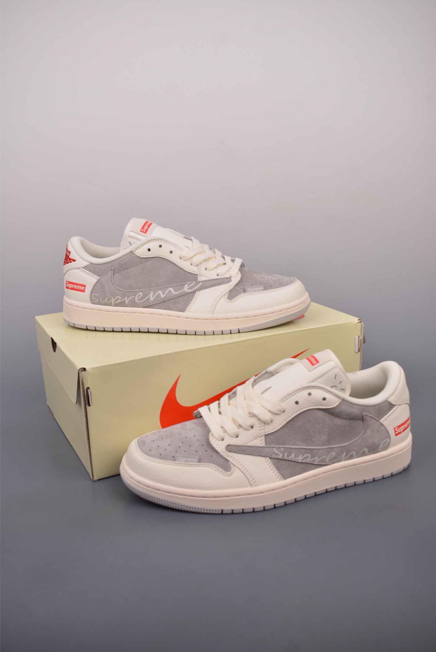 200  Fragment x Travis Scott x Supreme Air Jordan 1 Low 三方联名倒钩   XS3086-004