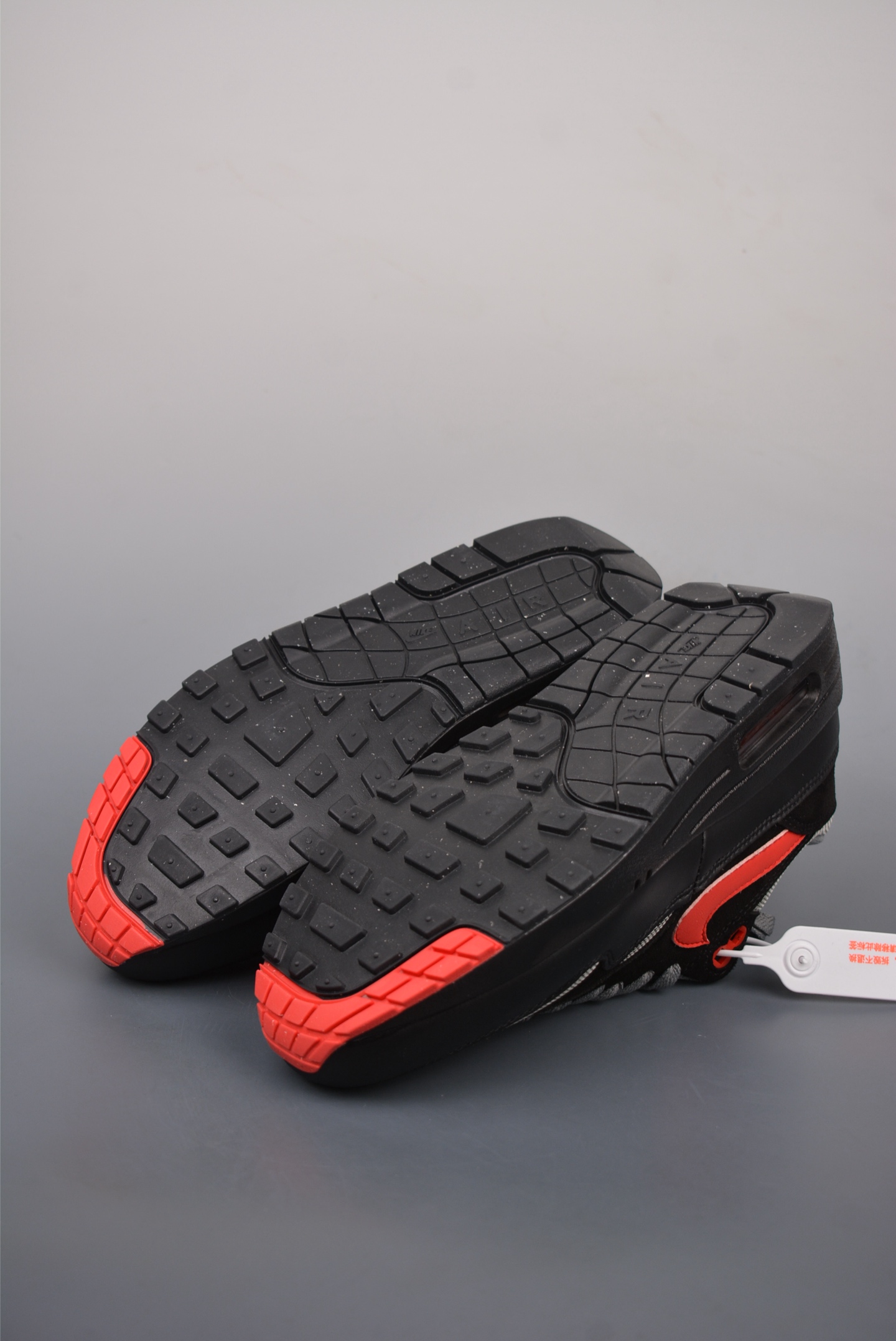 220  Nike Air Max 1 复刻拼接 纯原版本 复古休闲跑步鞋  FZ5808-008