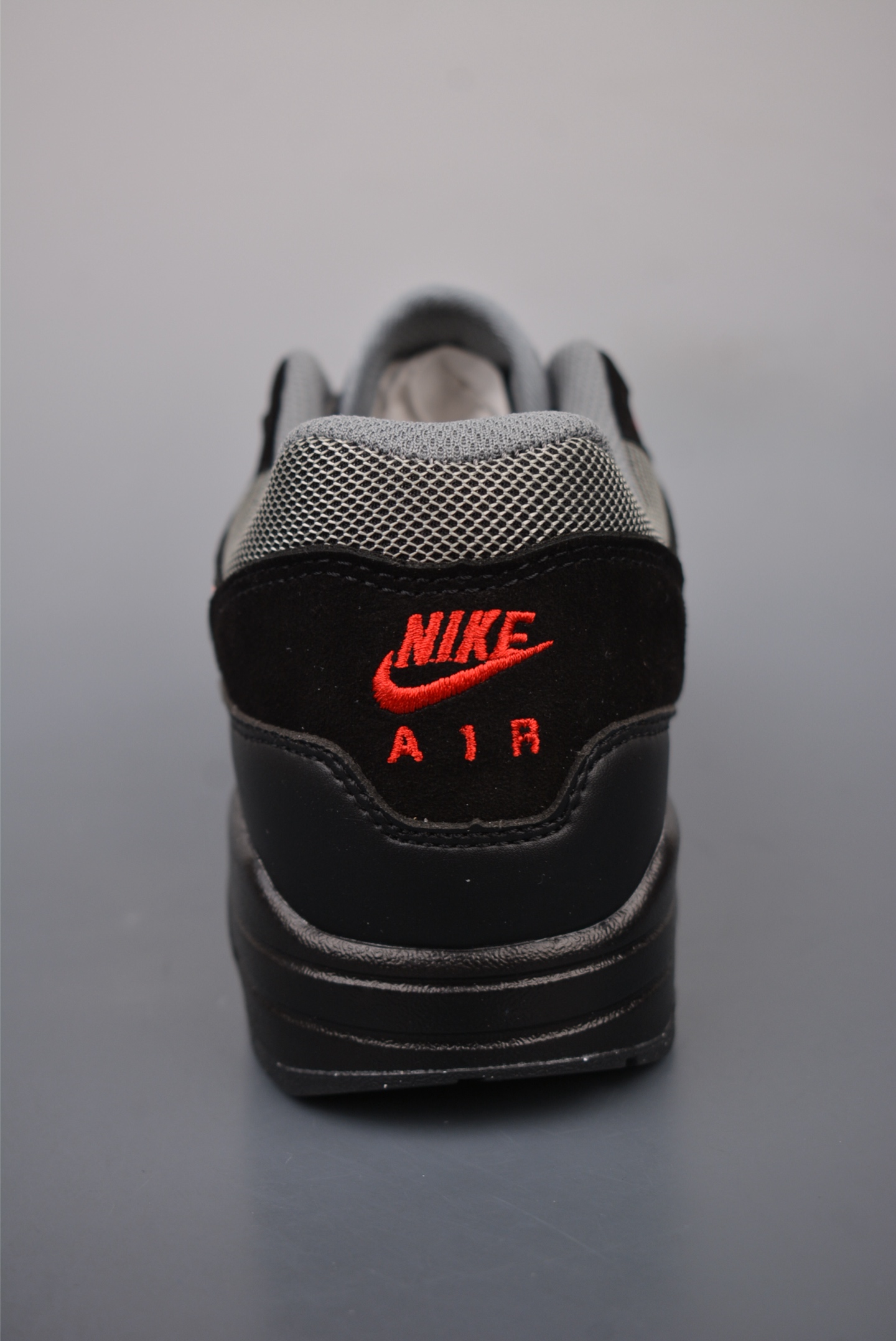 220  Nike Air Max 1 复刻拼接 纯原版本 复古休闲跑步鞋  FZ5808-008