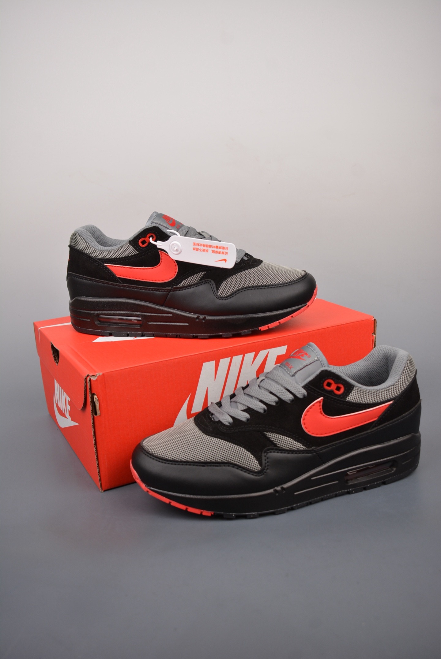 220  Nike Air Max 1 复刻拼接 纯原版本 复古休闲跑步鞋  FZ5808-008