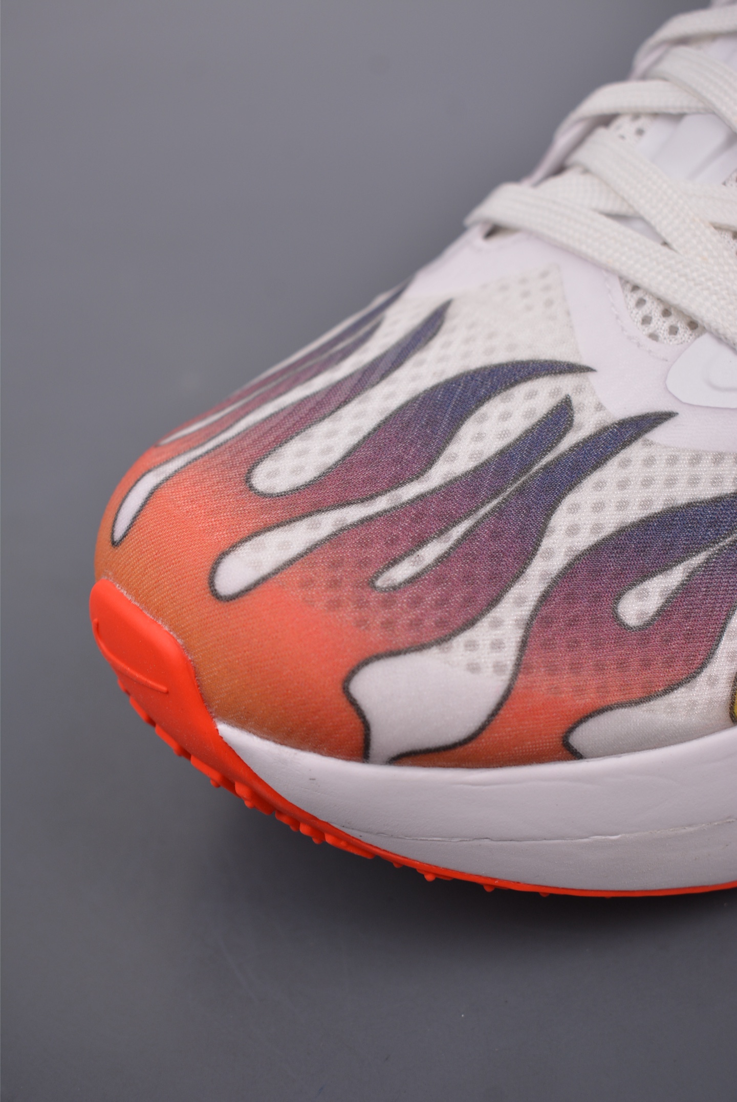 240  NIKE AIR Zoom RIVAL Fly 6 超轻跑步鞋 织物减震轻盈跑步鞋  HQ3438-100