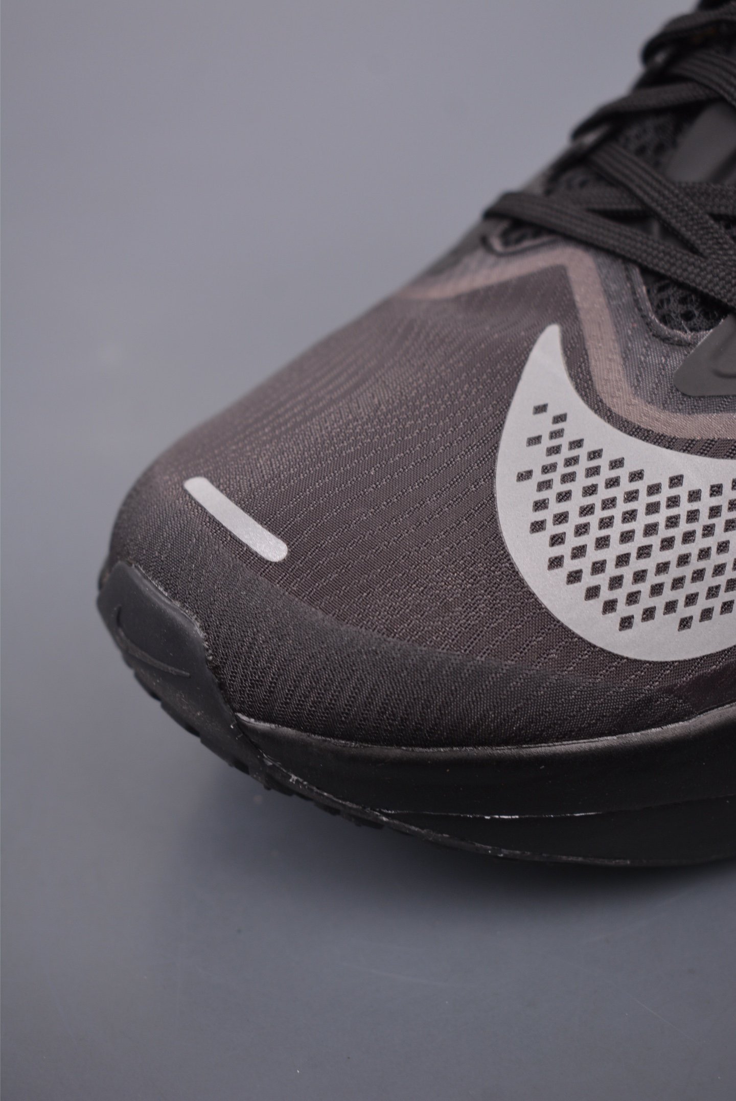 240  NIKE AIR Zoom RIVAL Fly 6 超轻跑步鞋 织物减震轻盈跑步鞋  FN8454-001