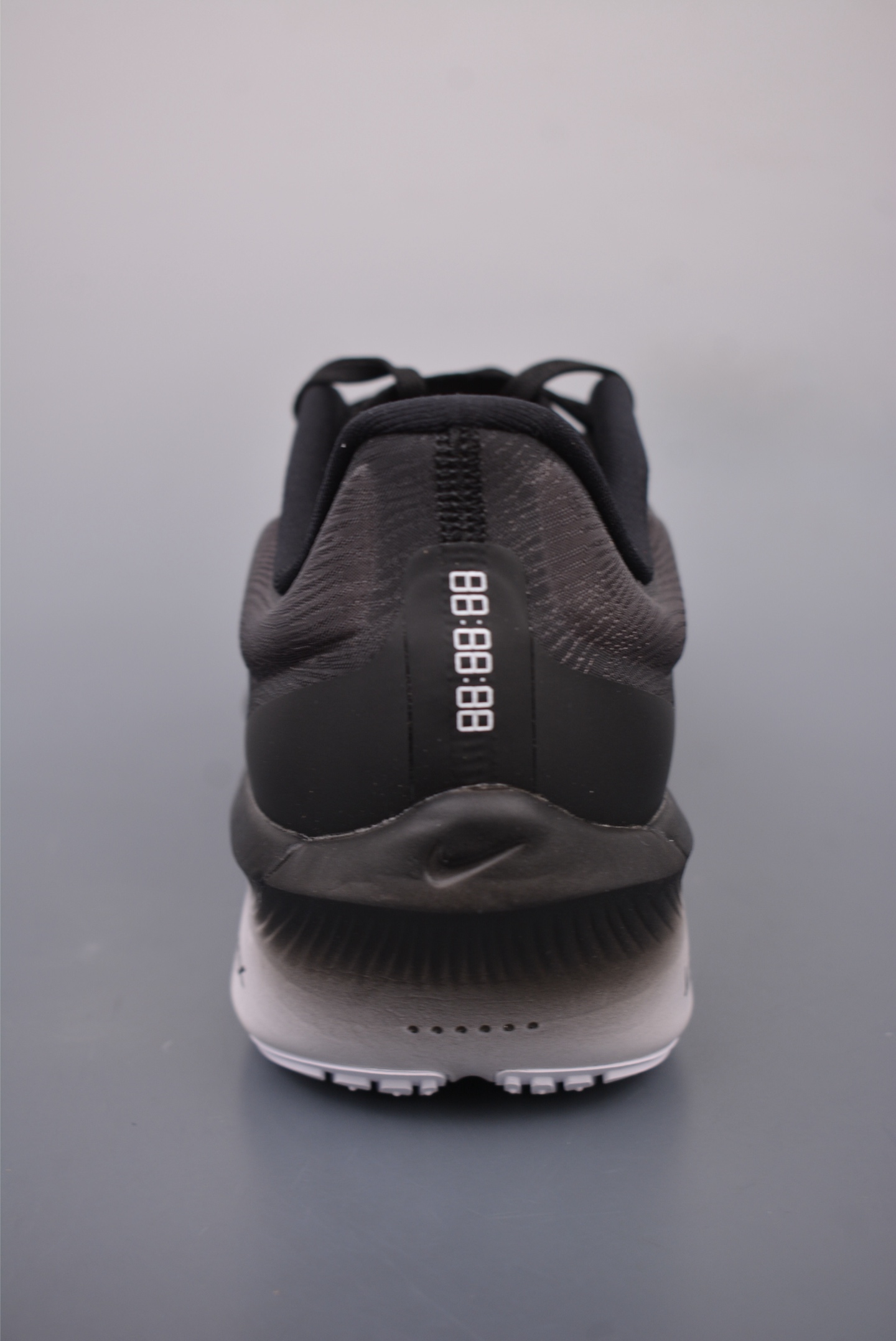 240  NIKE AIR Zoom RIVAL Fly 6 超轻跑步鞋 织物减震轻盈跑步鞋  FN8454-001