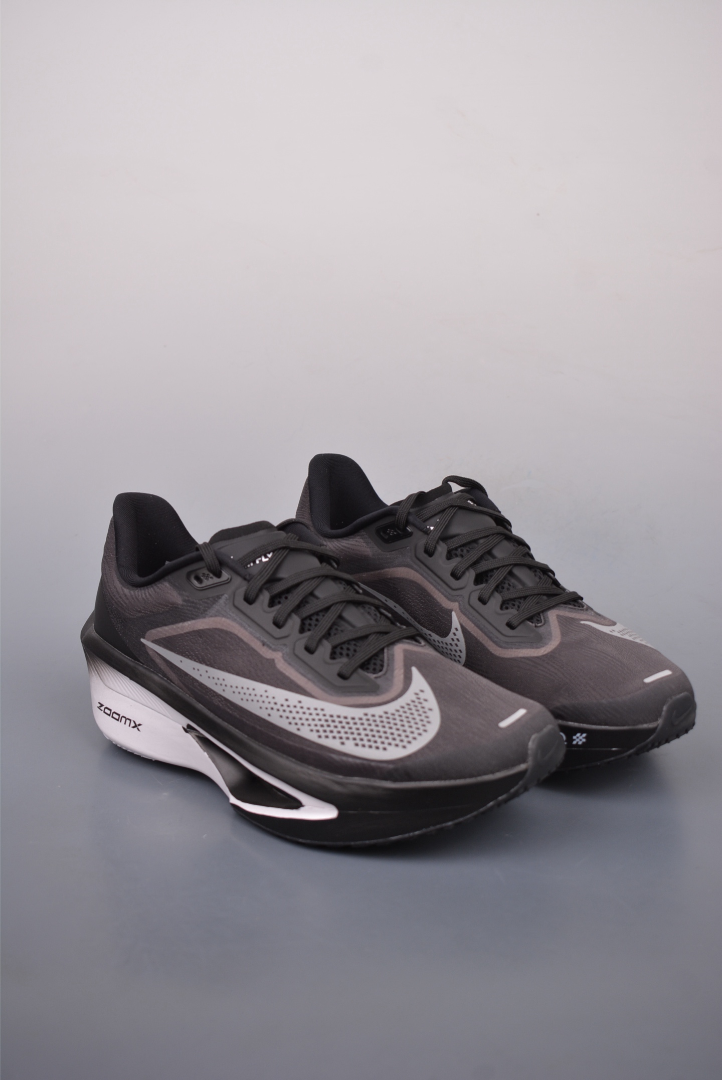 240  NIKE AIR Zoom RIVAL Fly 6 超轻跑步鞋 织物减震轻盈跑步鞋  FN8454-001