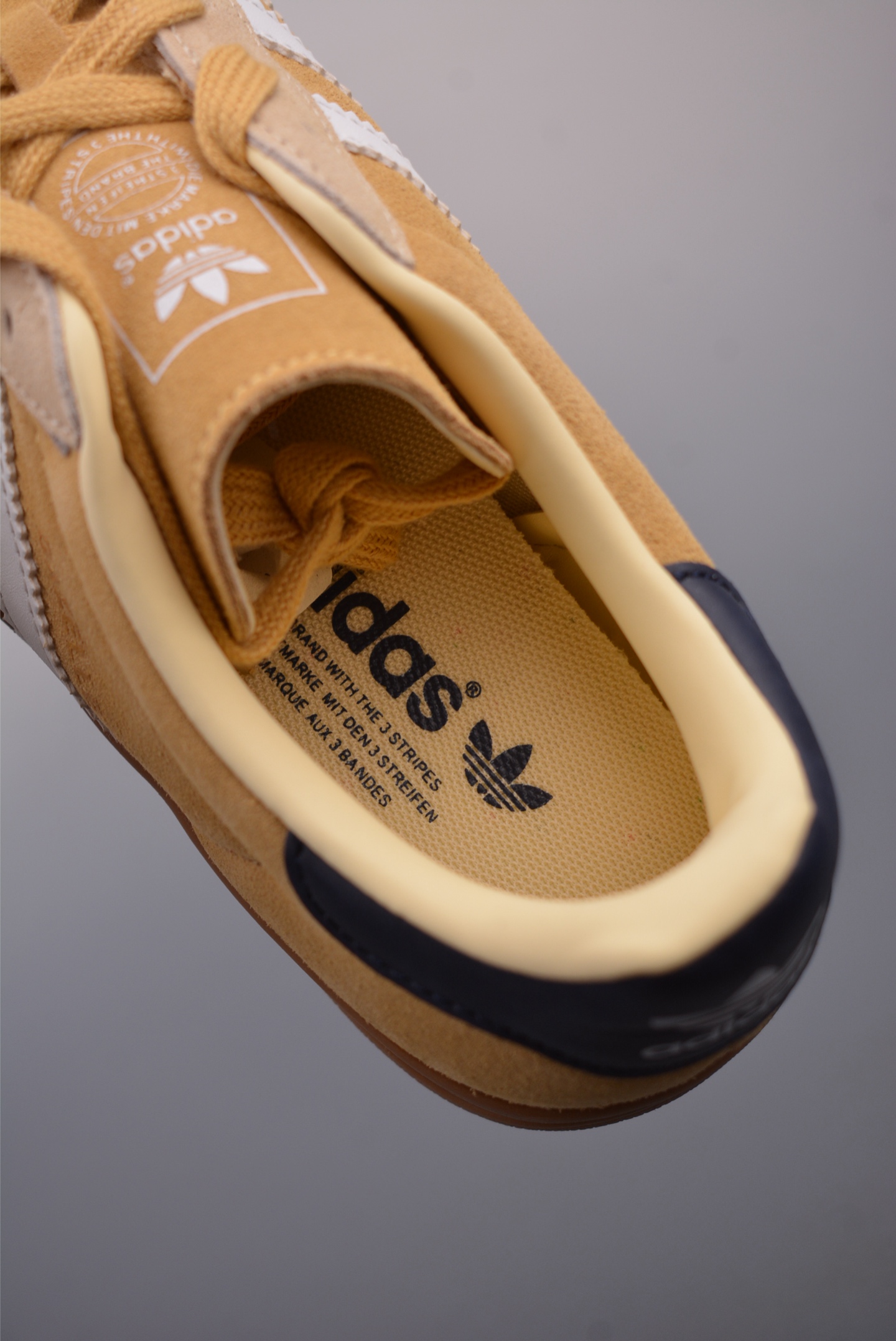 160  adidas Originals Gazelle INdoor  三叶草休闲防滑耐磨低帮板鞋    JI3523