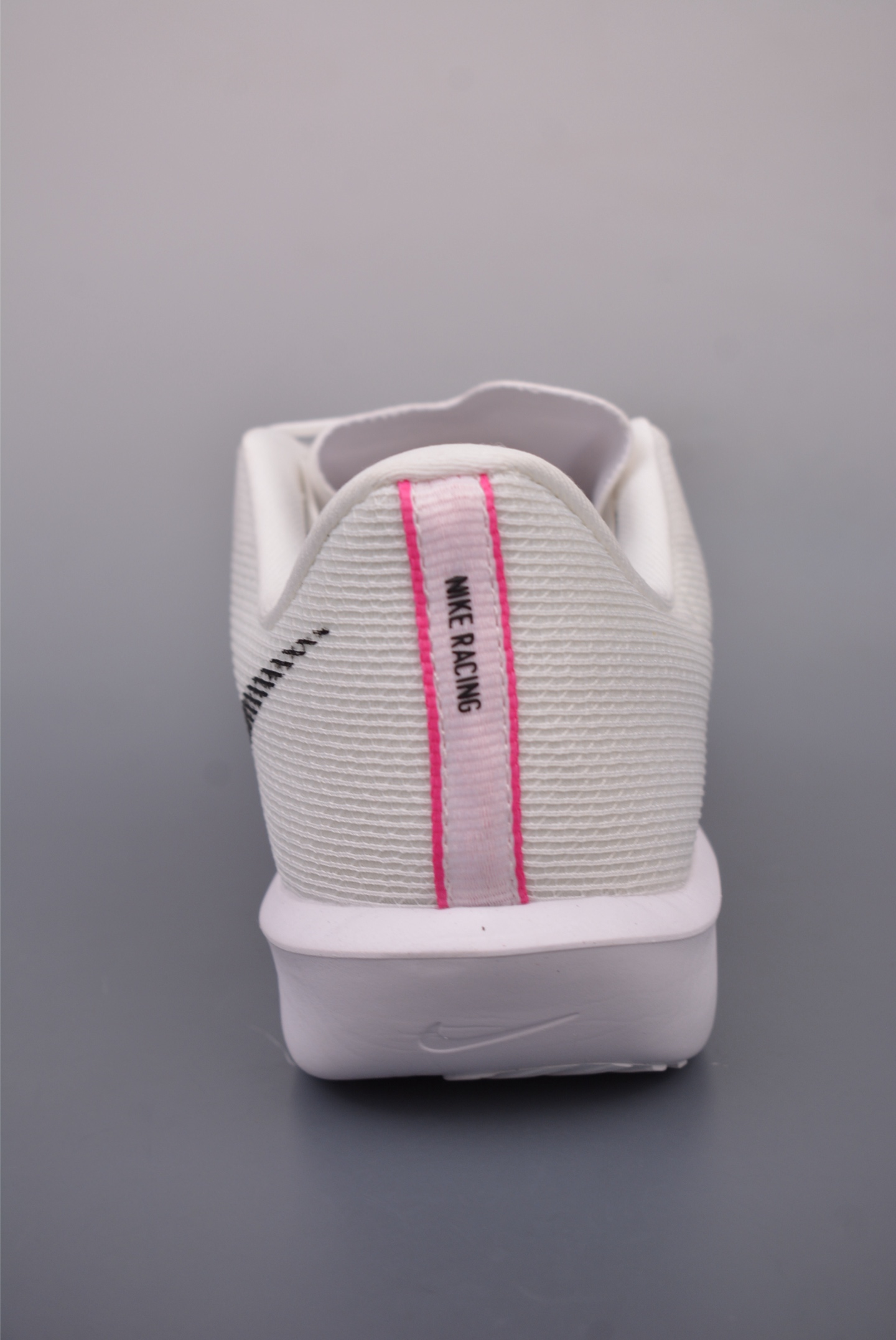 180  NIKE Zoom Rival Fly 4  耐克超弹轻盈跑步鞋   FV6040-100