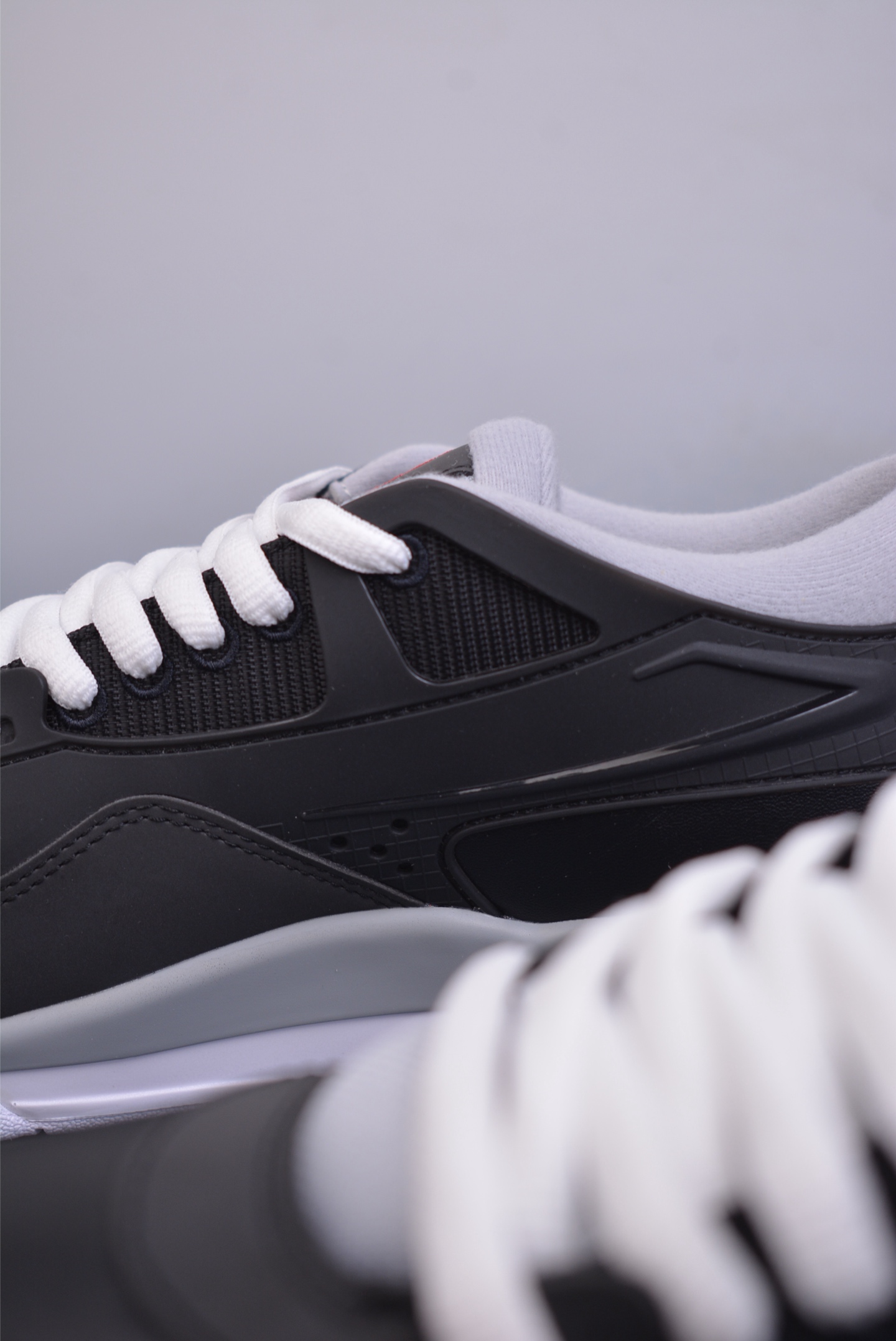 260  Nigel Sylvester x Jordan Air Jordan 4 RM  复刻黑灰  HV5184-010