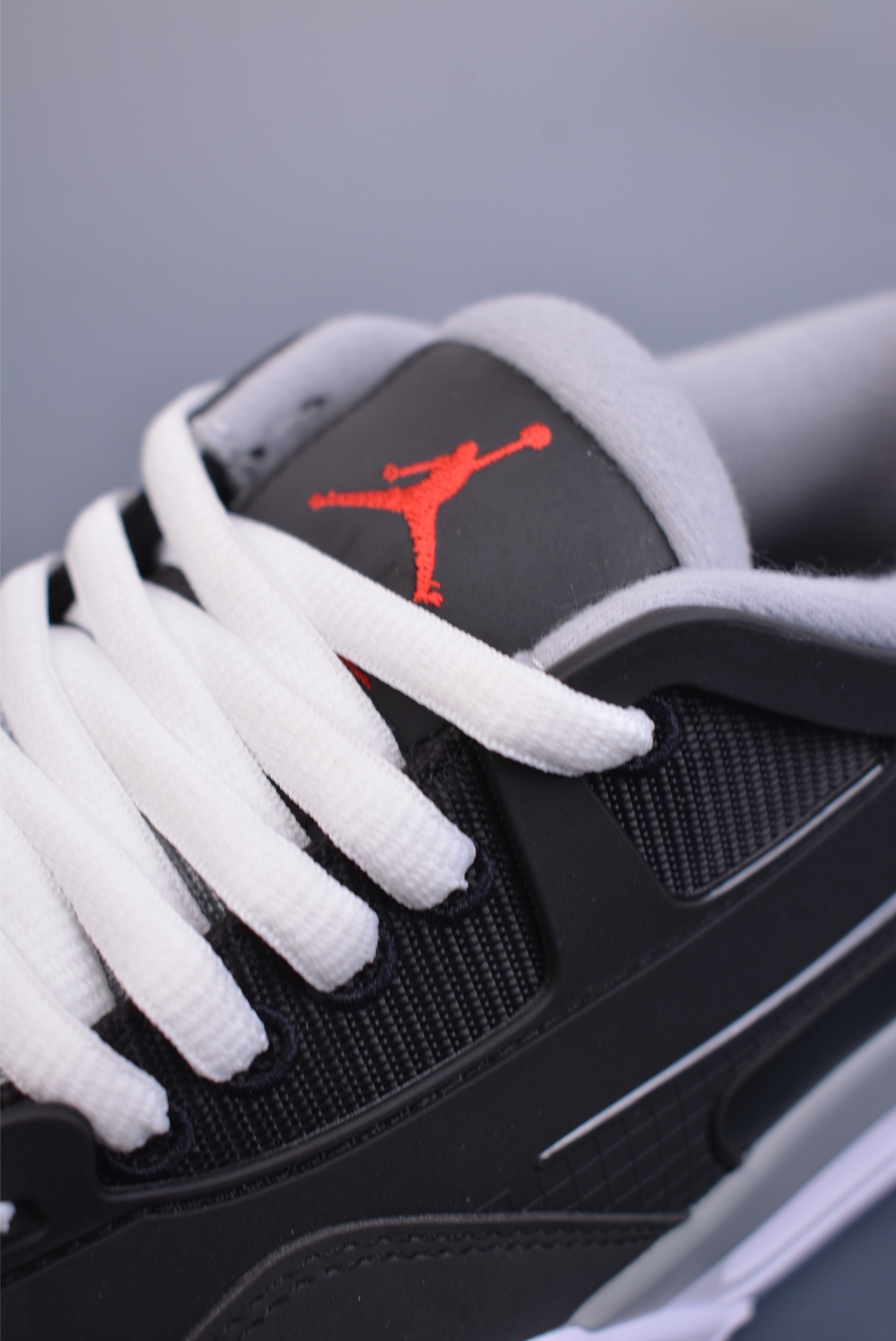 260  Nigel Sylvester x Jordan Air Jordan 4 RM  复刻黑灰  HV5184-010