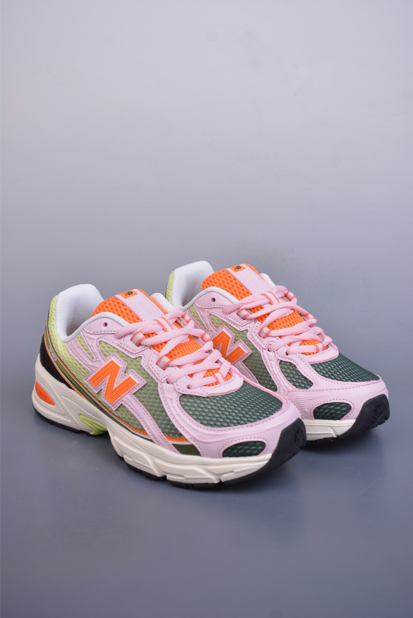 180  New Balance 740系列  复古老爹风休闲运动慢跑鞋   U740GP2