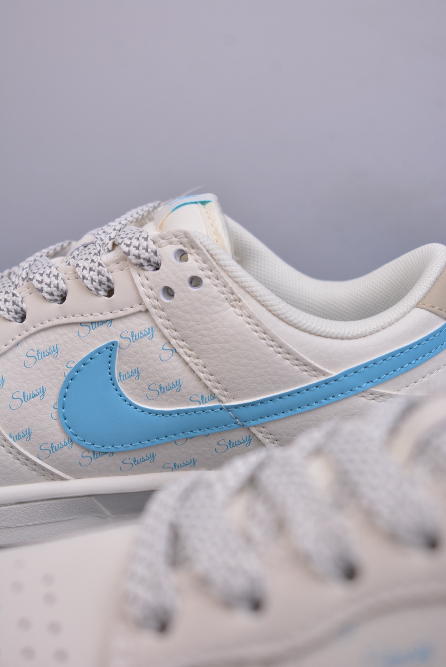 280  Nike SB Dunk Low 斯图西联名 解构抽绳鞋带  SJ2068-281
