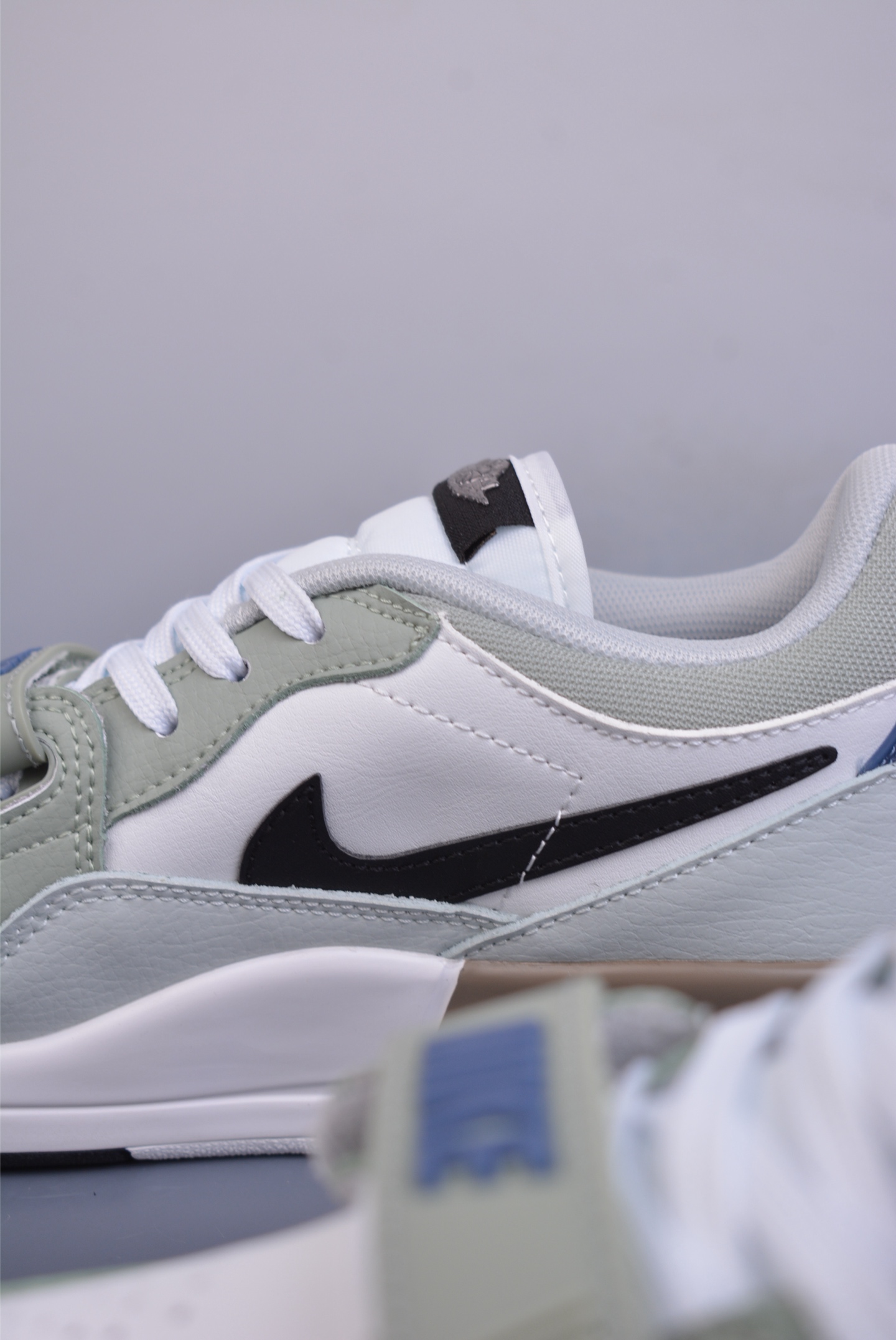 260  Air Jordan Legacy 312 ”嘟嘴熊猫” 星之禾   HV1811-101